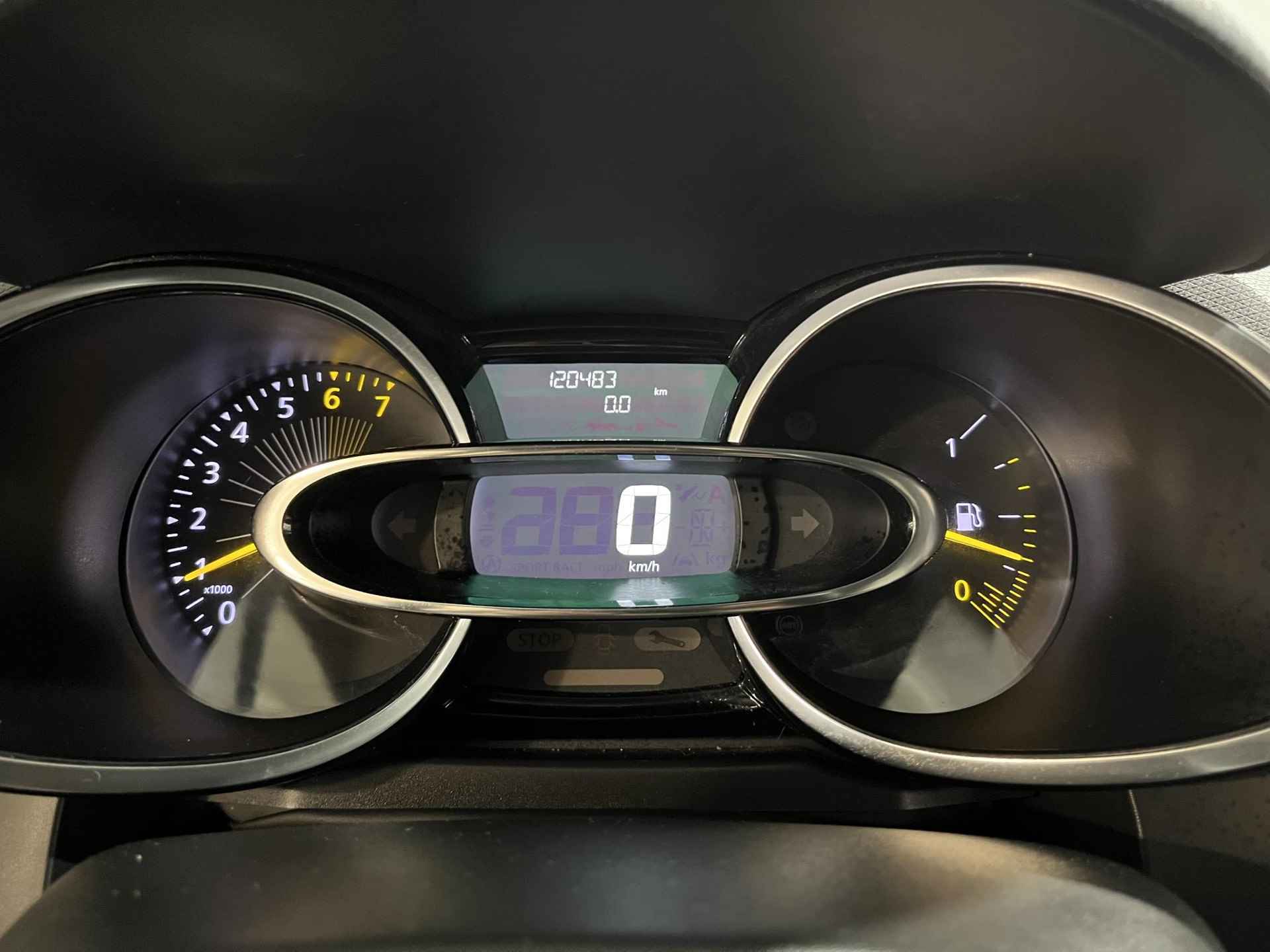 Renault Clio 0.9 - 90PK TCe Dynamique GT-Line | Navi | Climate Control | Camera | Privacy Glass | Lichtmetalen Velgen | Cruise Control | Bluetooth | Armsteun | - 16/28