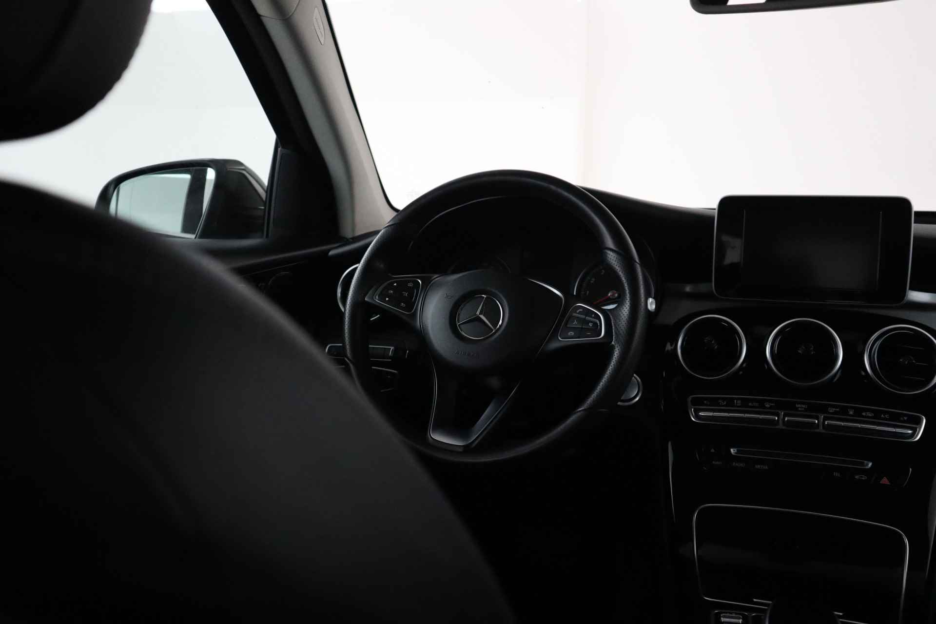 Mercedes-Benz GLC 350e 4MATIC Premium Plus 360 Graden Camera, Leer, Navi, Climate, - 27/49