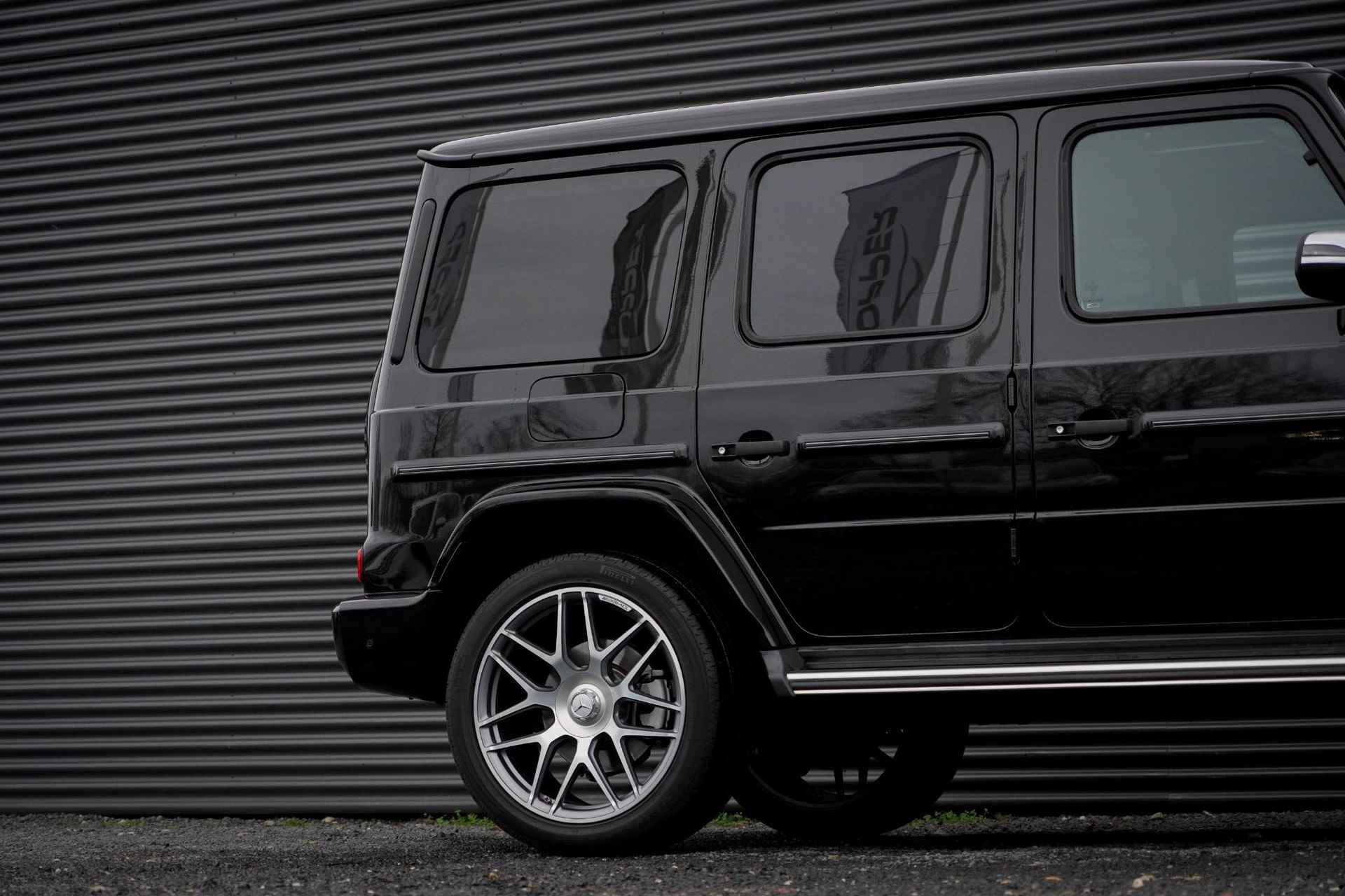 Mercedes-Benz G-klasse 400 d / AMG / 22'' / G manufaktur / Premium Plus / Massage / Burmester / Luchtvering - 27/79