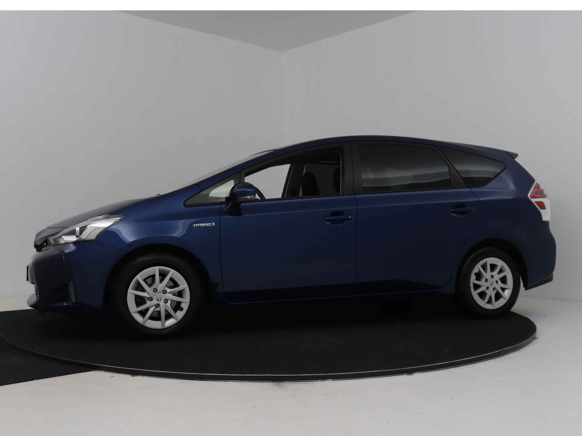 Toyota Prius Wagon 1.8 Aspiration Limited | 7-persoons | Navigatie | Panoramadak | Half-lederen bekleding | Head-up display | Climate Control | - 4/46