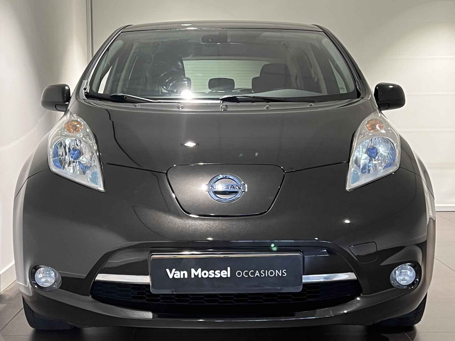 Nissan LEAF Acenta 24 kWh | NAV | CAM | LMV | ECC | €2000,- SUBSIDIE! - 2/19