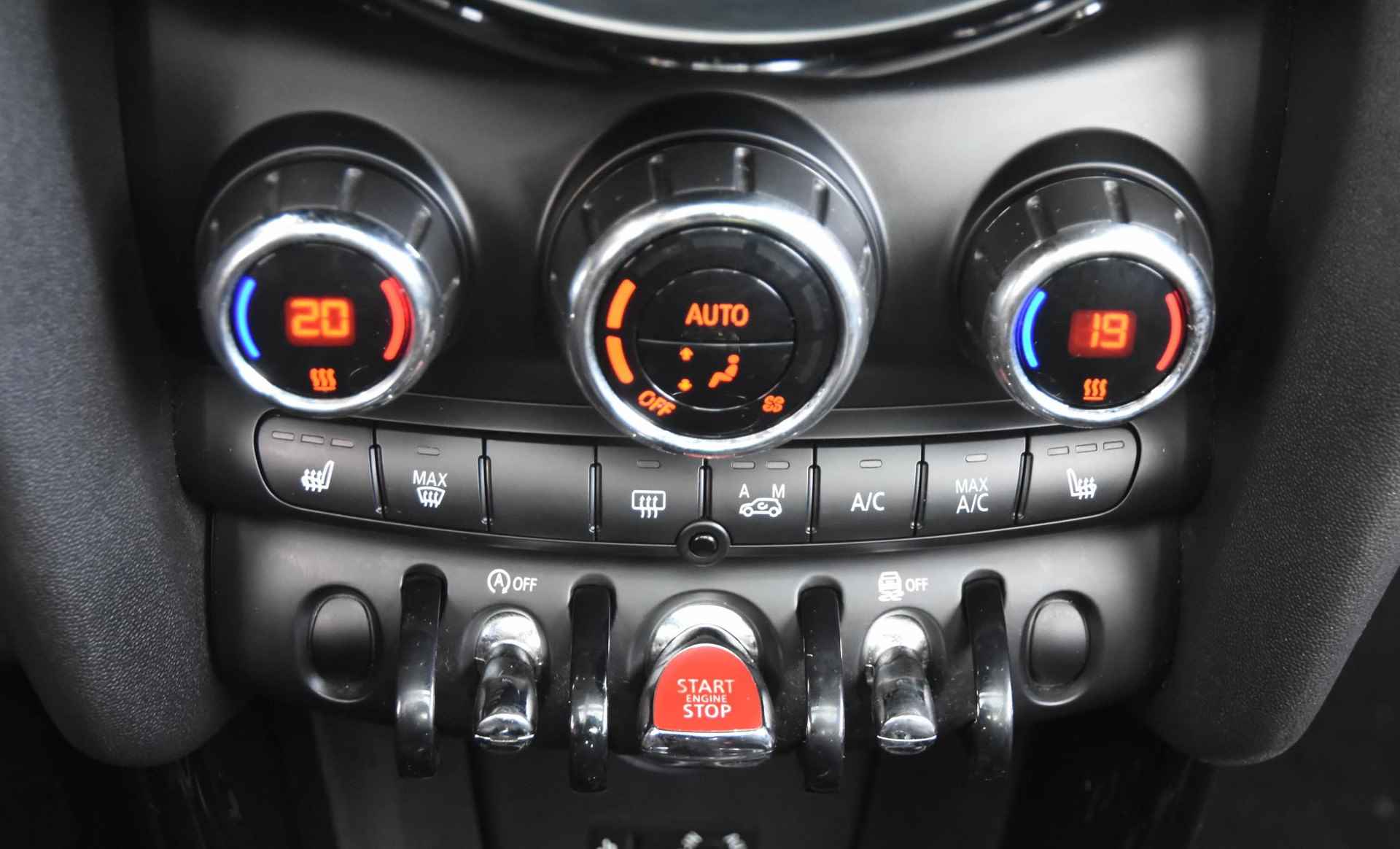 Mini Mini Cooper S 2.0 Cooper S Salt Serious Business Automaat / zwart leer / panoramadak / stoelverwarming / cruise control / dakdragers / 17 inch LM-velgen - 15/37