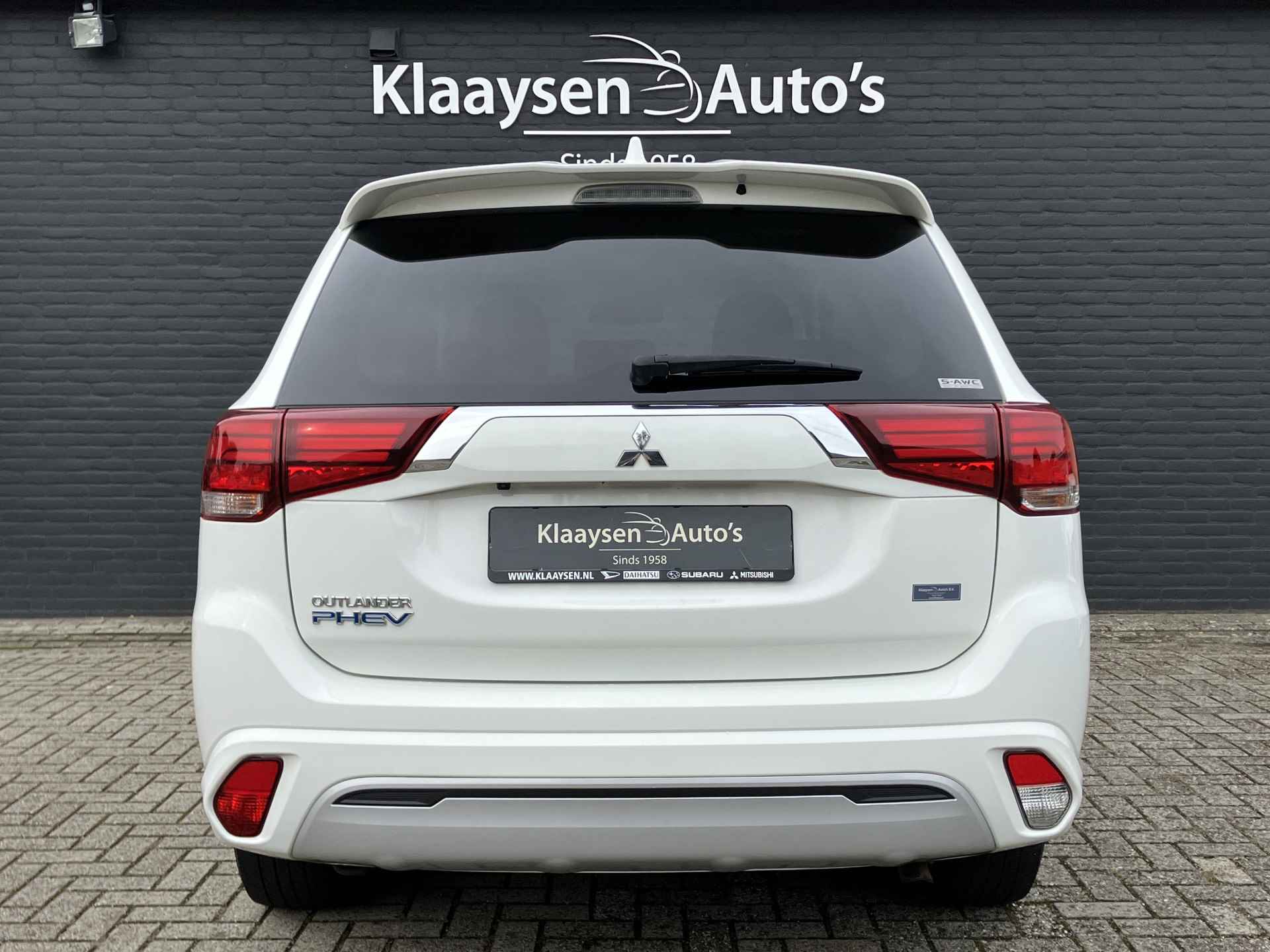 Mitsubishi Outlander 2.4 PHEV Intense 4WD AUT. | 1e eigenaar | dealer onderhouden | navigatie | camera | carplay | keyless | incl. BTW - 7/38