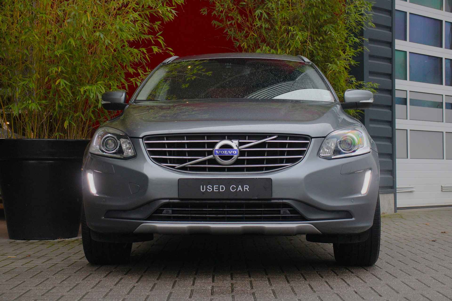 Volvo XC60 2.0 T5 Automaat Summum | Schuifdak | Keyless | Stoelverwarming | Memory Seat | Achteruitrijcamera | Cruise Control | Xenon - 10/21