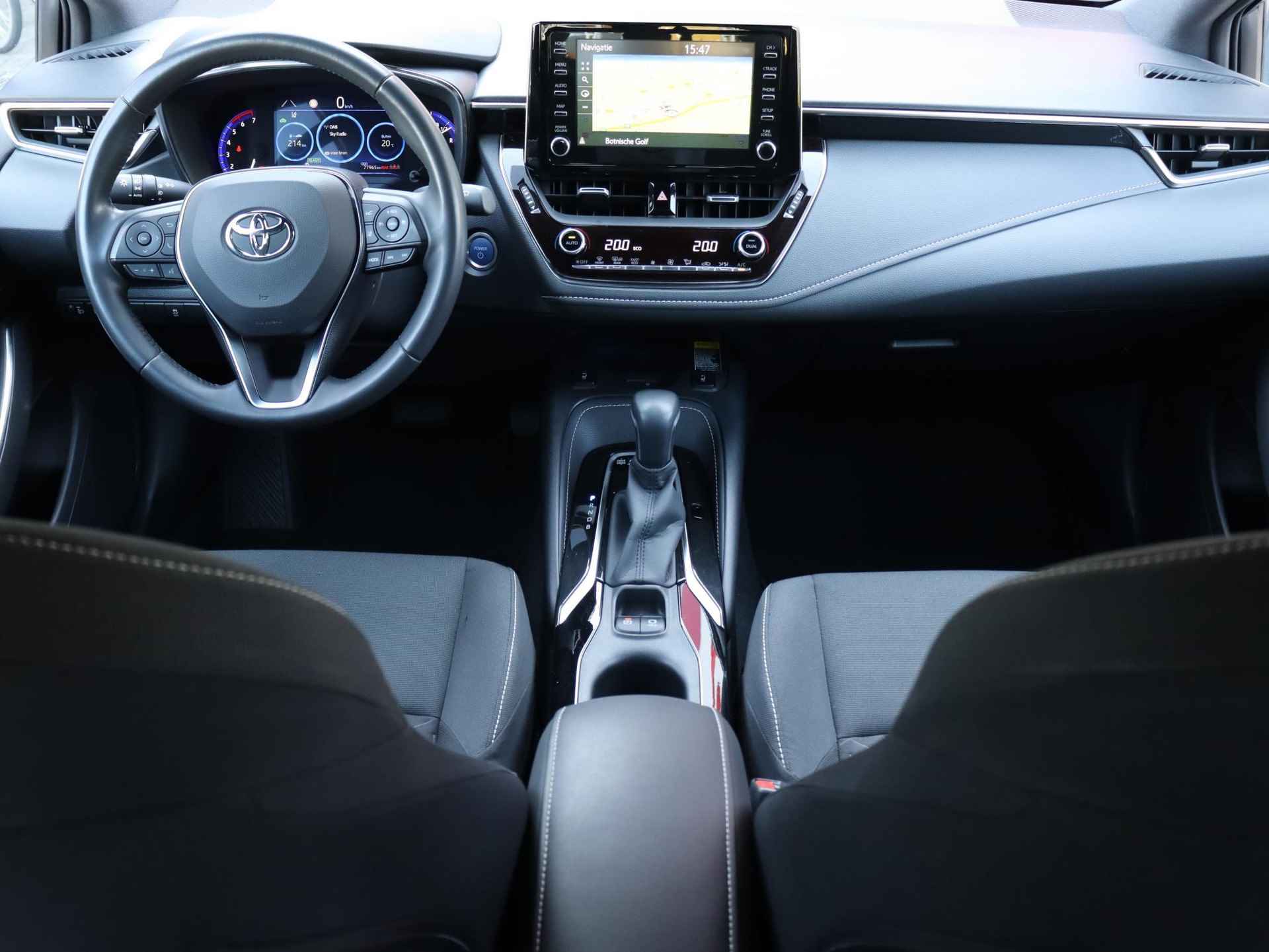 Toyota Corolla Touring Sports 1.8 Hybrid Style | Navi | HUD | Parkeersensoren - 3/40