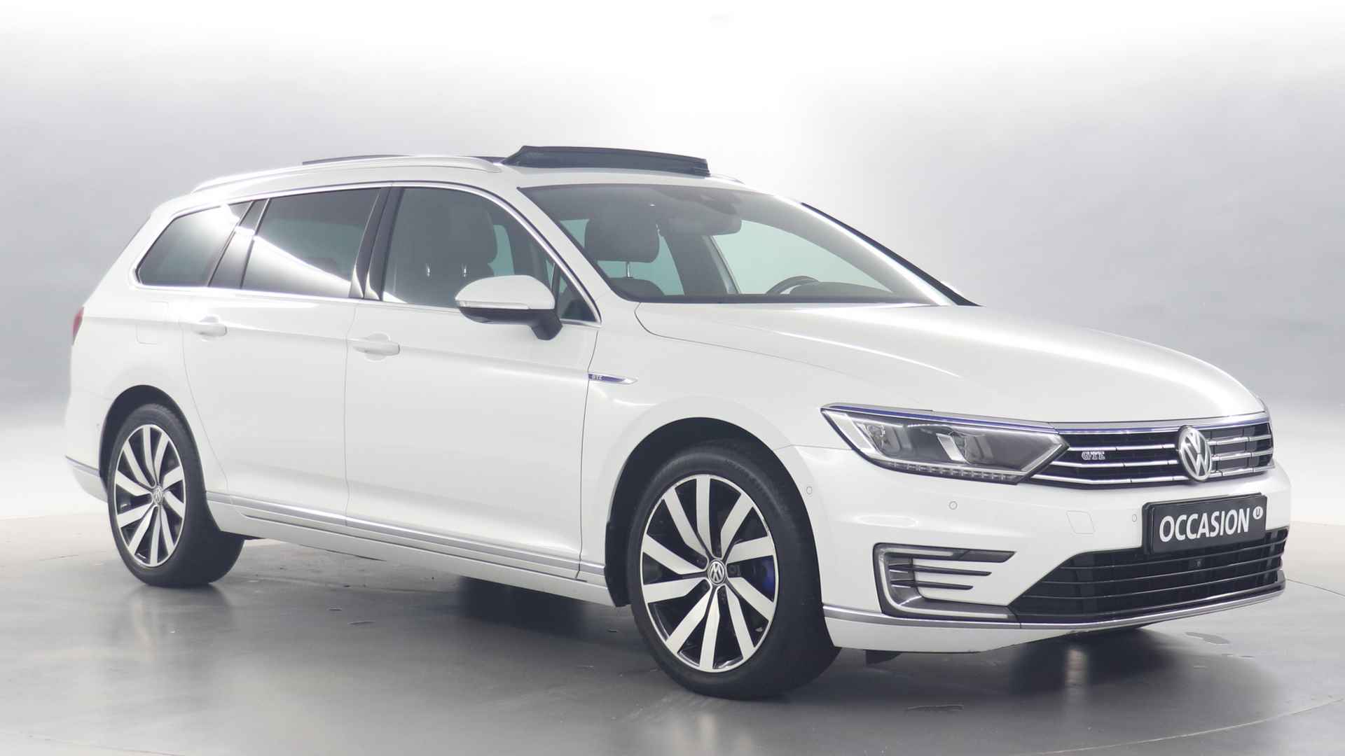 Volkswagen Passat Variant 1.4 TSI 218pk GTE Highline DSG / Panoramadak / Stoelverwarming / Leder / Memory stoel - 3/40