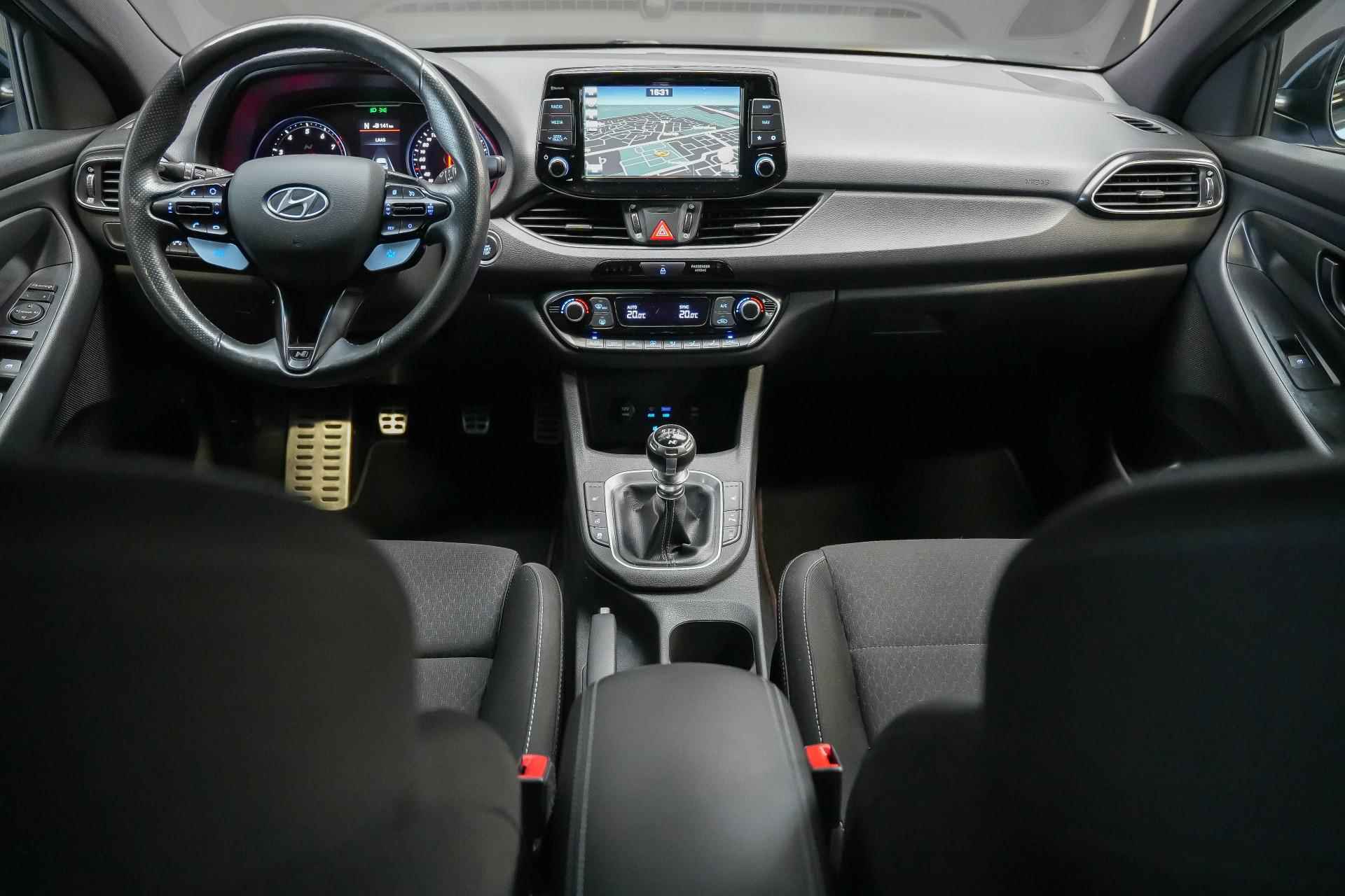 Hyundai i30 2.0 275pk T-GDI N1 Performance |cruise control|LSD|parkeersensoren en camera|Apple carplay & Android auto|stoelverwarming|19"| - 4/34