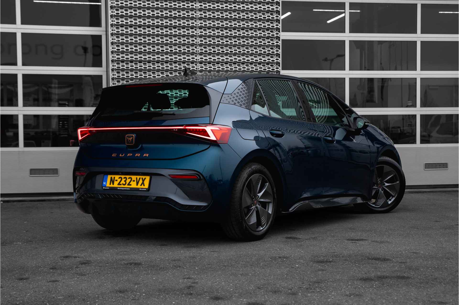 CUPRA Born Business One 62 kWh | Camera | Carplay | Navigatie | Stuur- en stoelverwarming - 3/31