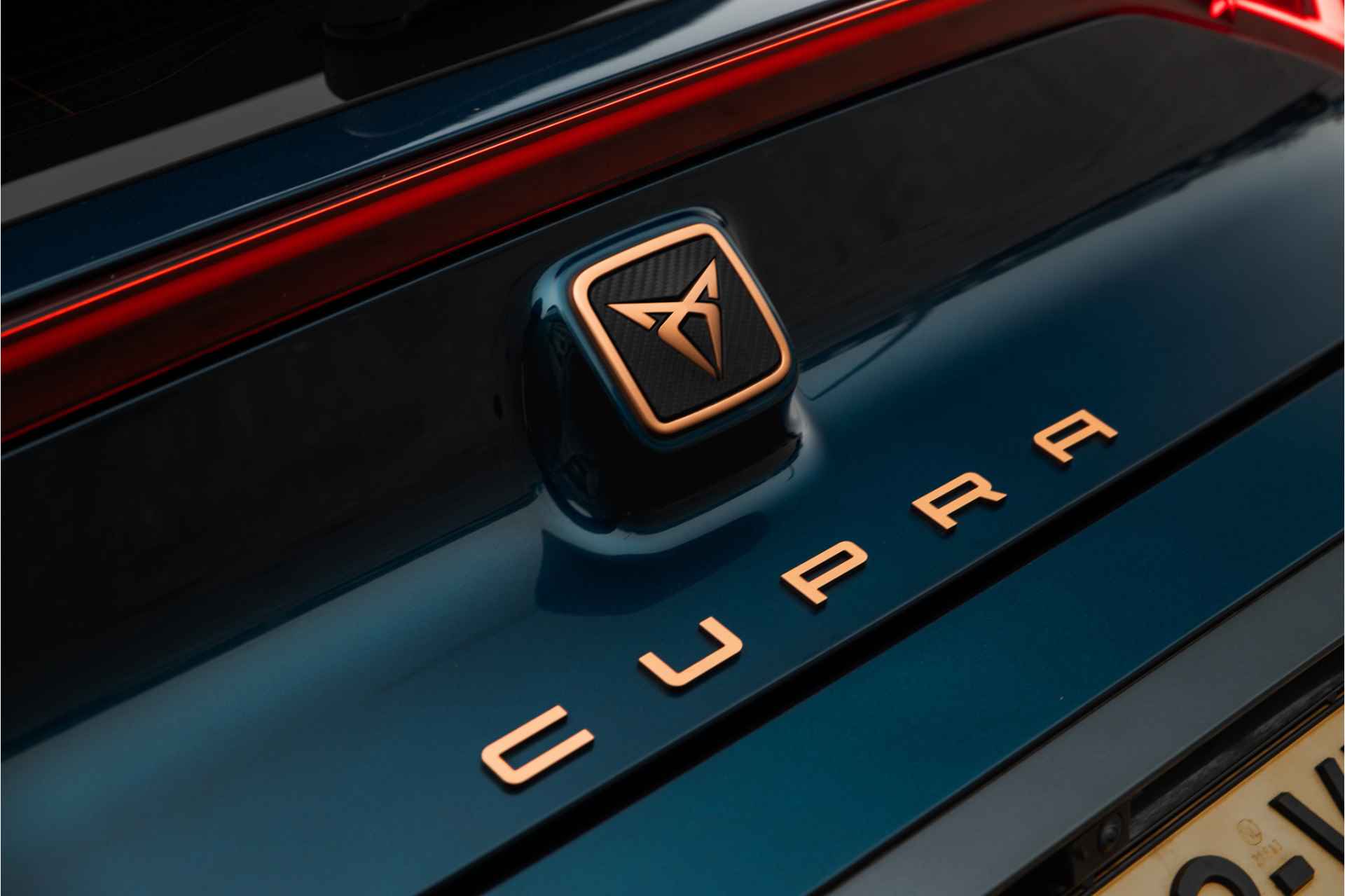 CUPRA Born Business One 62 kWh | Camera | Carplay | Navigatie | Stuur- en stoelverwarming - 7/31