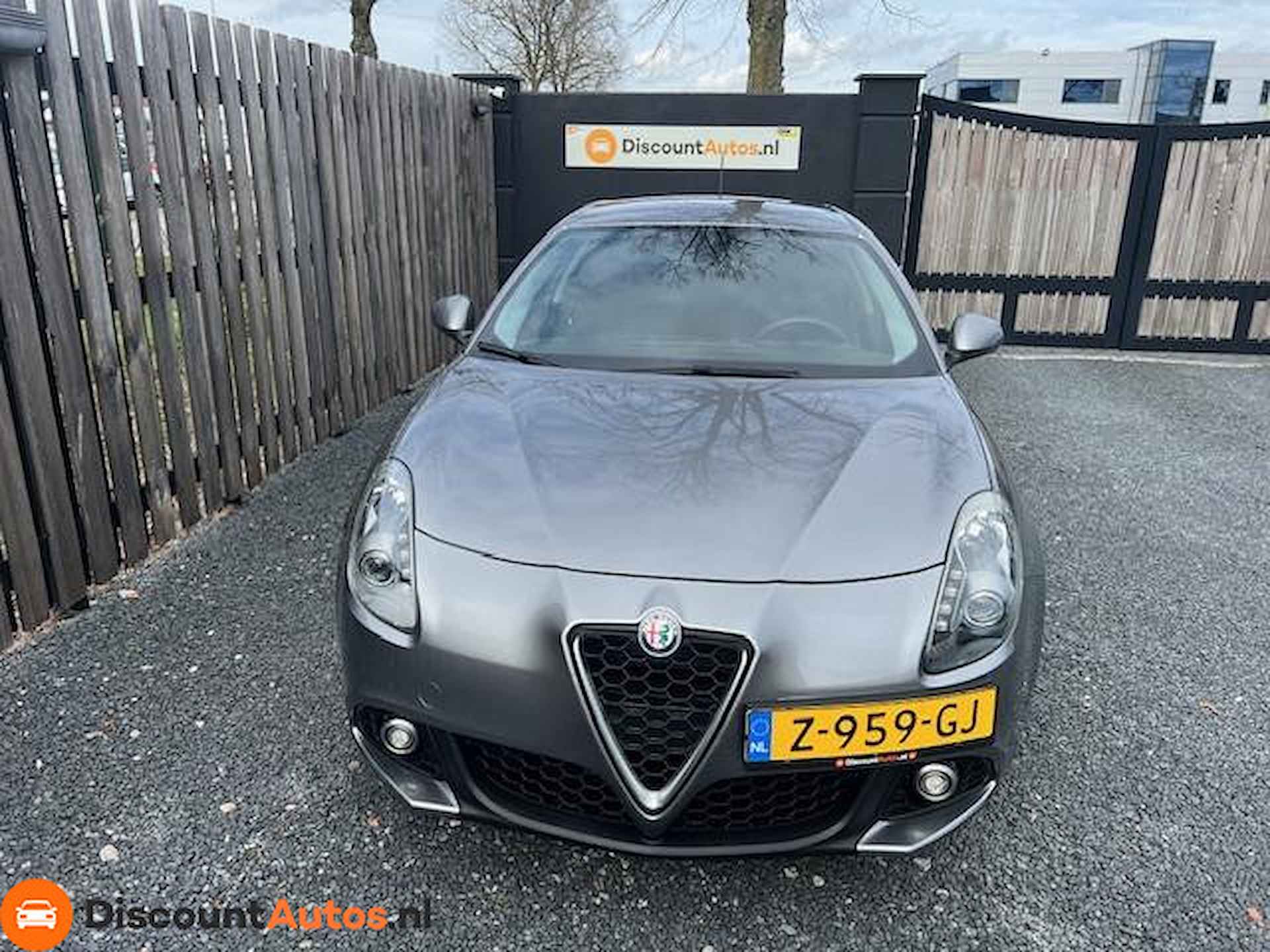 Alfa Romeo Giulietta 1.4 Turbo MultiAir Super AUTOMAAT - 2/21