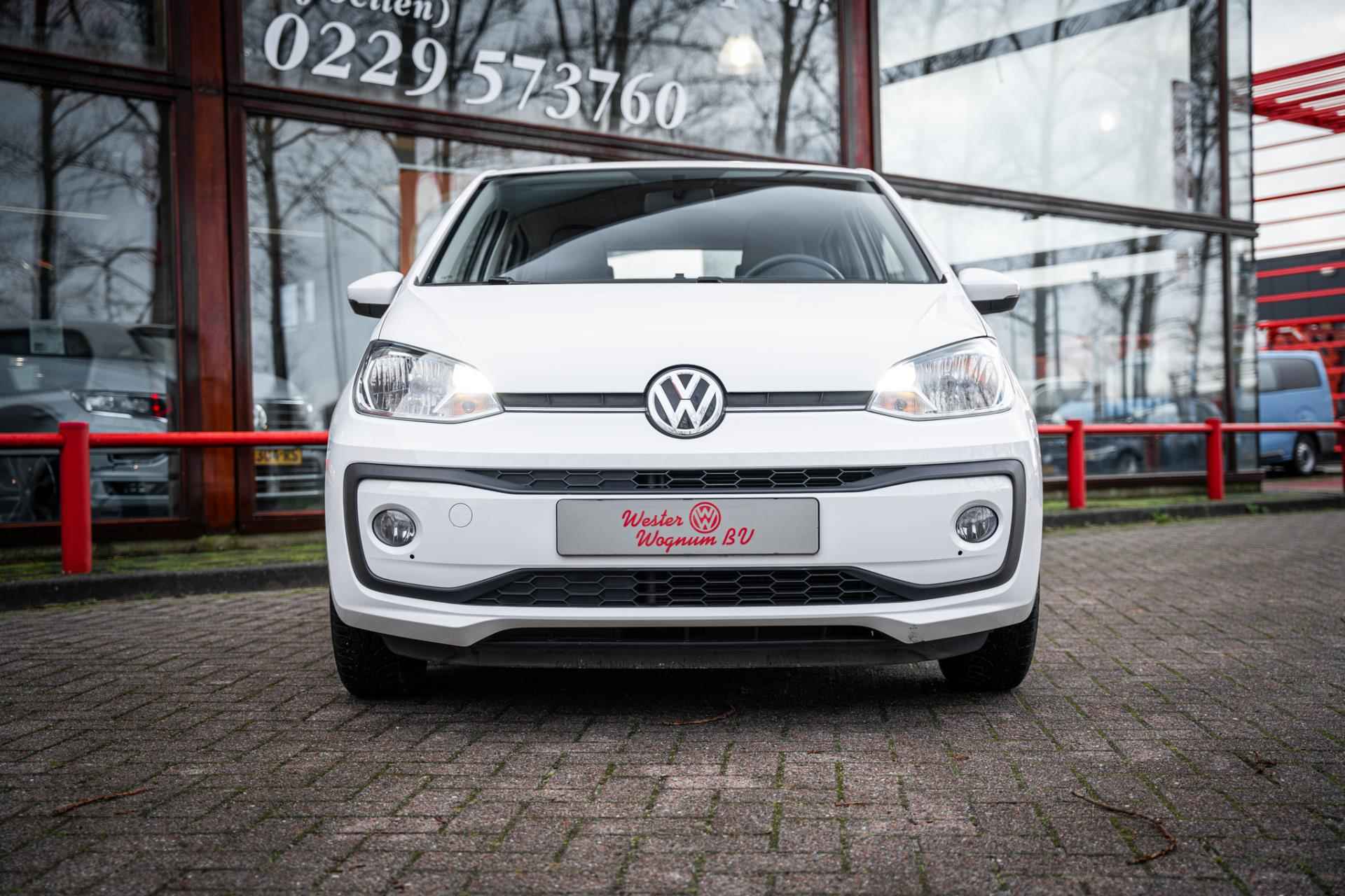 Volkswagen Up! Move 1.0 | Automaat | 5 deurs | Stoelverwarming | Bluetooth | Maps and More | Airco | Electrische ramen | - 12/54