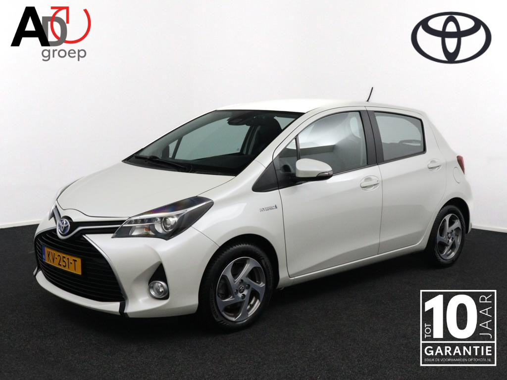 Toyota Yaris 1.5 Hybrid Trend | Trekhaak | Navigatie | Parelmoer Wit | Lichtmetalen Velgen | Hoge Instap |