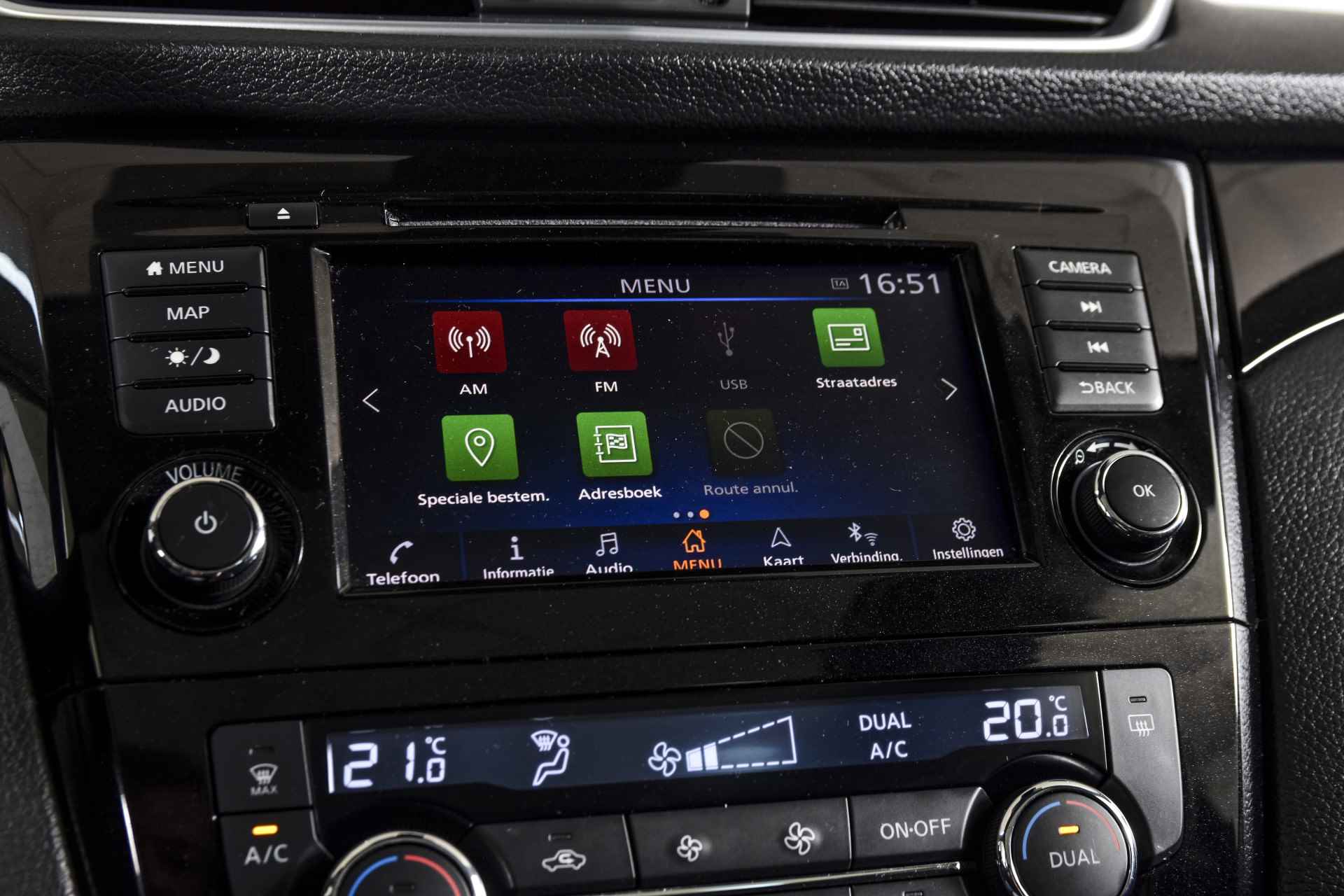 Nissan QASHQAI 1.3 DIG-T 140 PK N-Connecta | Pano | Cruise | Stoel.verw. | 360 Camera | PDC | NAV + App Connect | DAB | Auto.Airco | LM 18'' | - 28/54