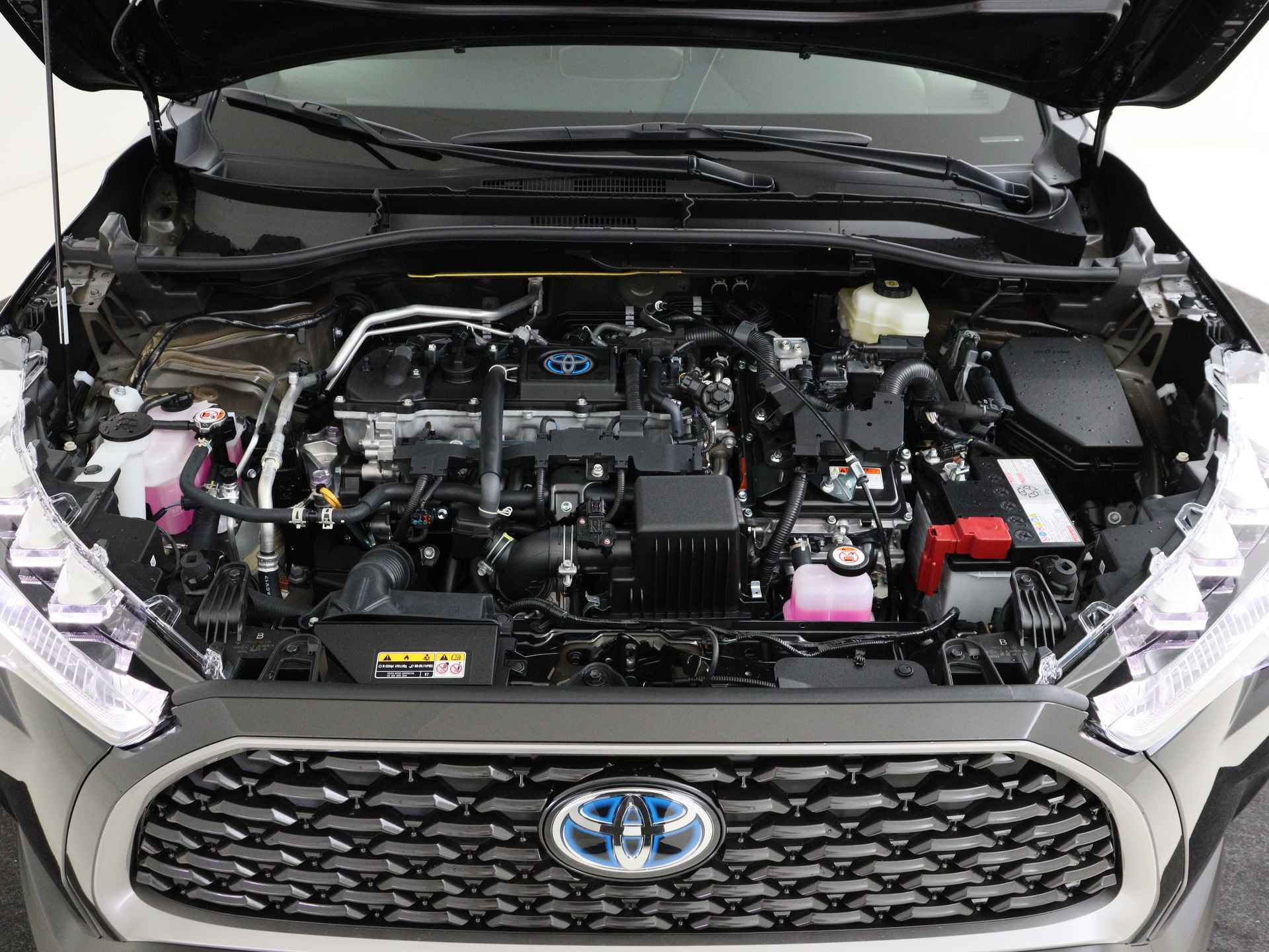 Toyota Corolla Cross 1.8 Hybrid Dynamic Demo | Adaptive Cruise Control | - 31/35