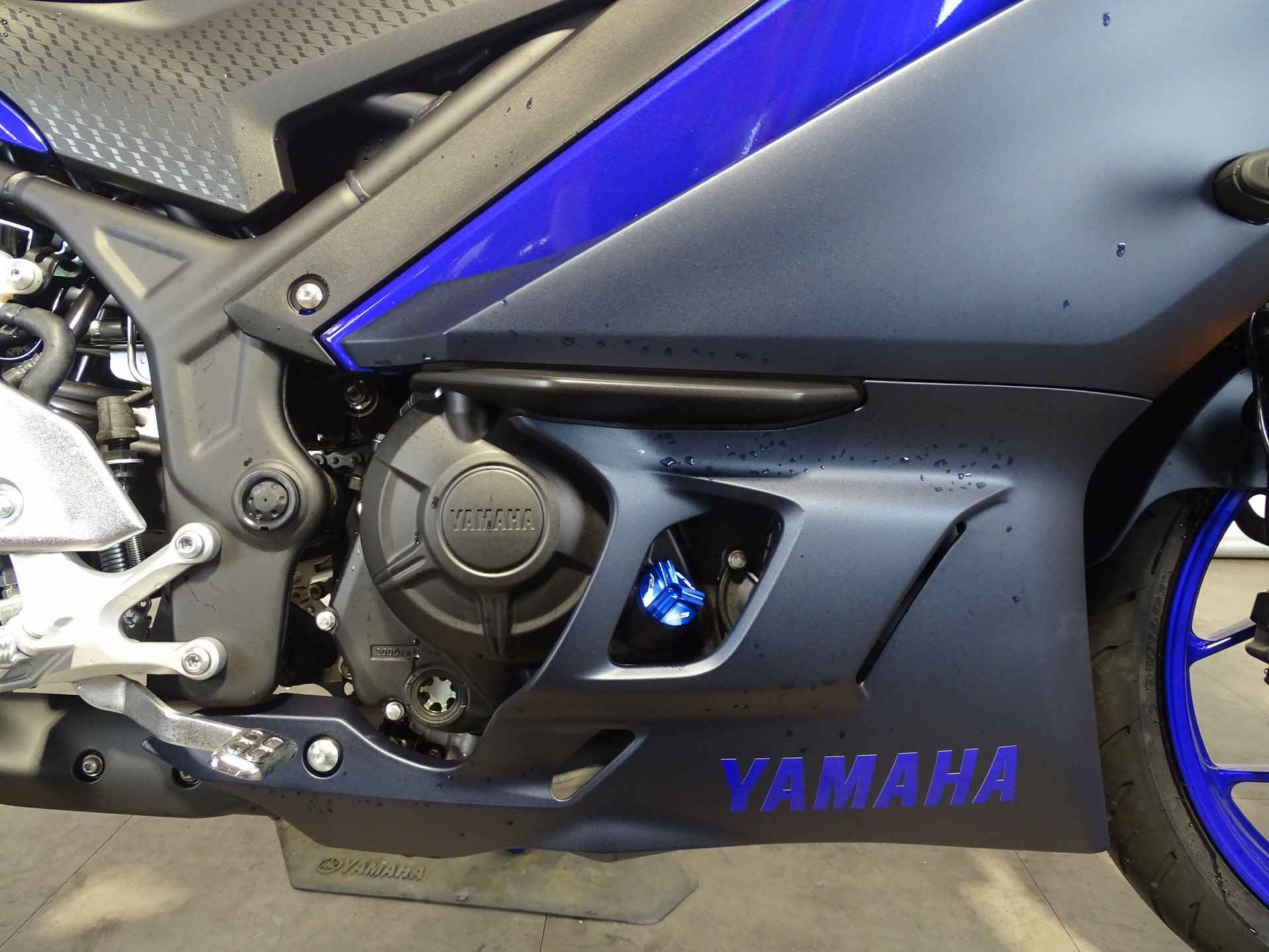 Yamaha YZF-R3 - 4/9