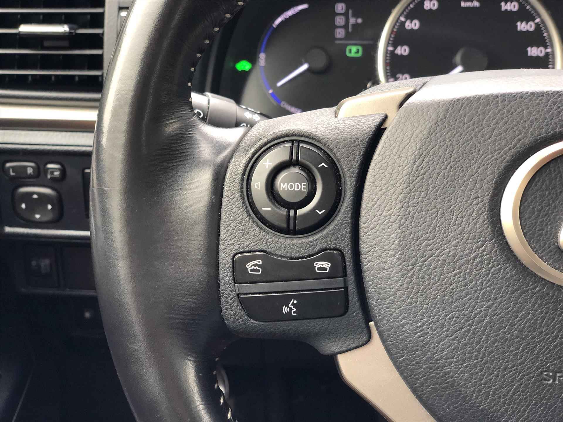Lexus Ct 200h Business Launch Edition | Apple Carplay/Android Auto, Navigatie, Parkeersensoren, DAB, Keyless, Groot scherm, Facelift - 17/36