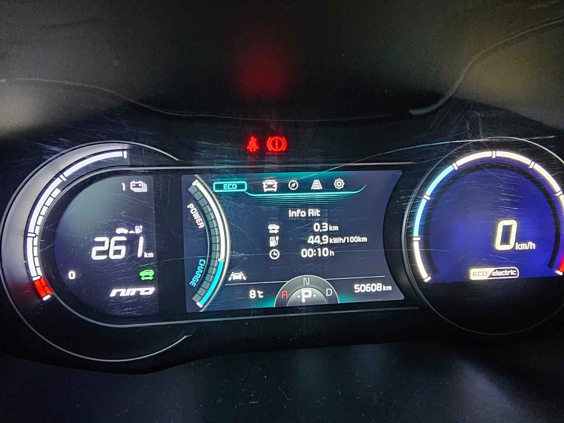 KIA e-Niro Elektrisch 204pk Aut ExecutiveLine | Adaptieve Cruise control | Navigatie | Schuif/Kantel dak | Sfeerverlichting | Climate Control | - 8/39