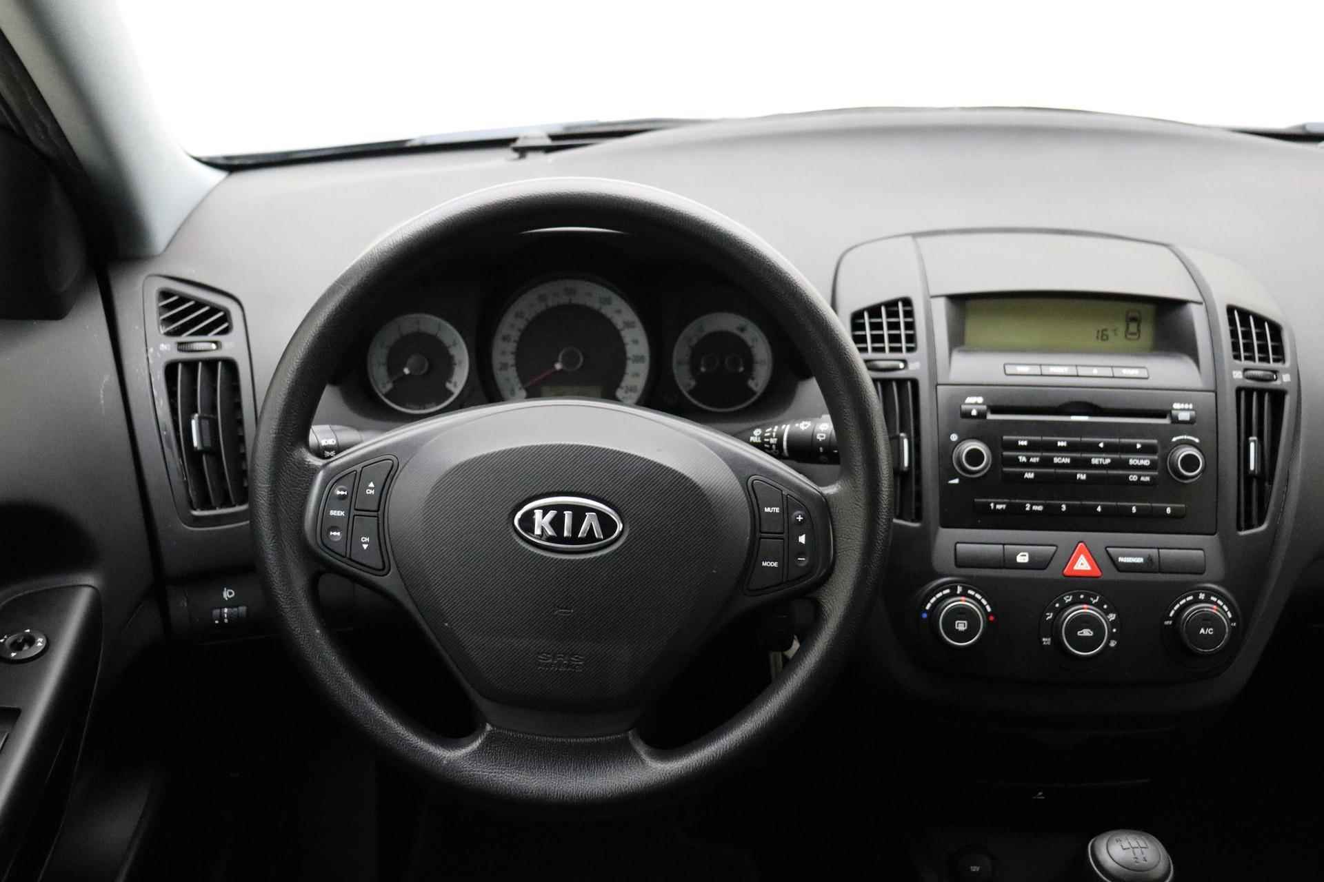 Kia cee'd 1.4 X-tra 108pk | 5 Deurs | Airco | Radio-CD | Stuurwielbediening | Centrale Vergrendeling | 1e Eigenaar | Weinig Kilometers - 24/31