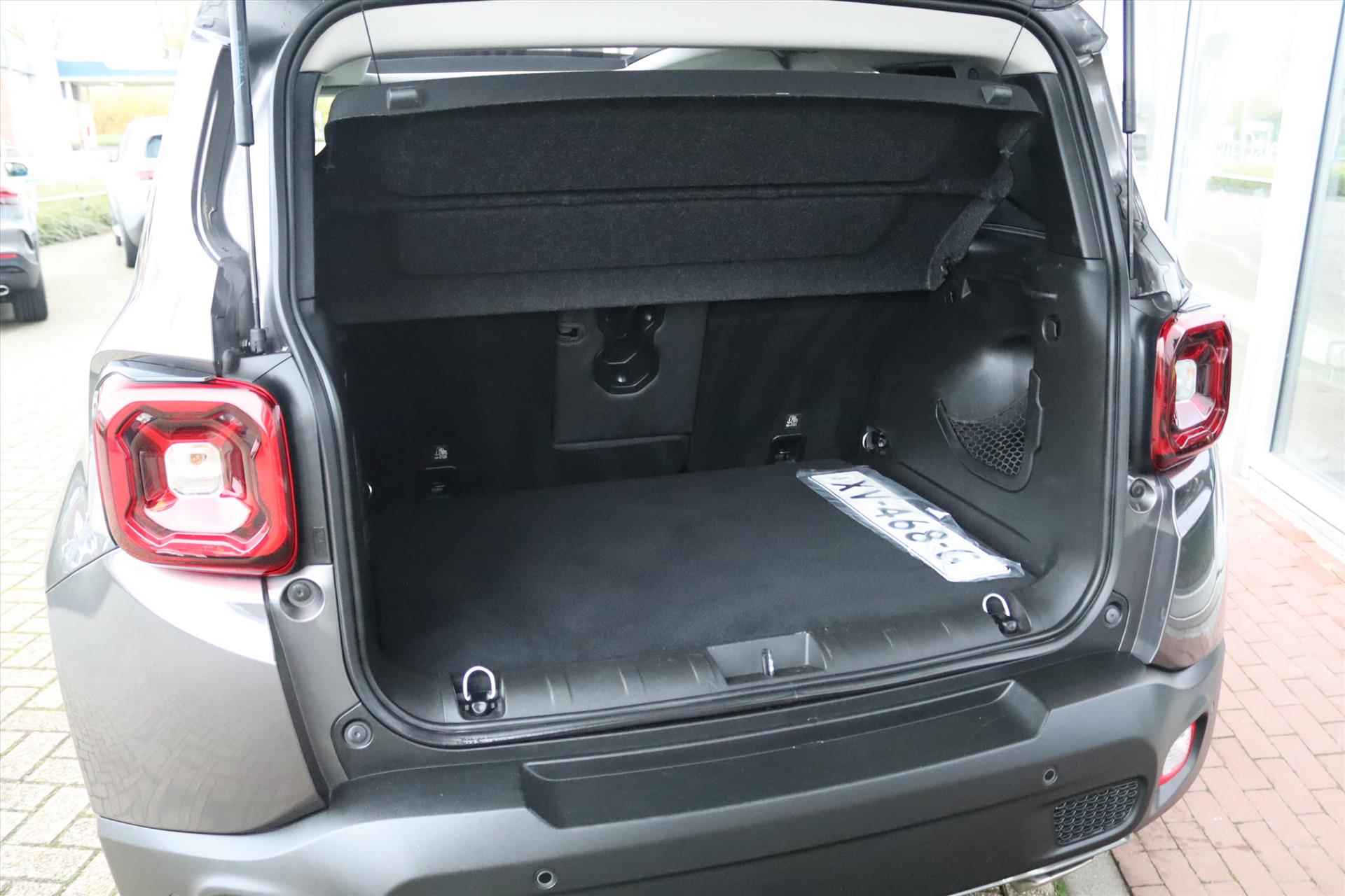 Jeep Renegade 1.3T 150PK AUTOMAAT FREEDOM Panodak | Navi | Adapt.Cruise | Trekhaak | Leer | Dodehoek | Keyless | Led | 19 Inch Lm | - 51/64