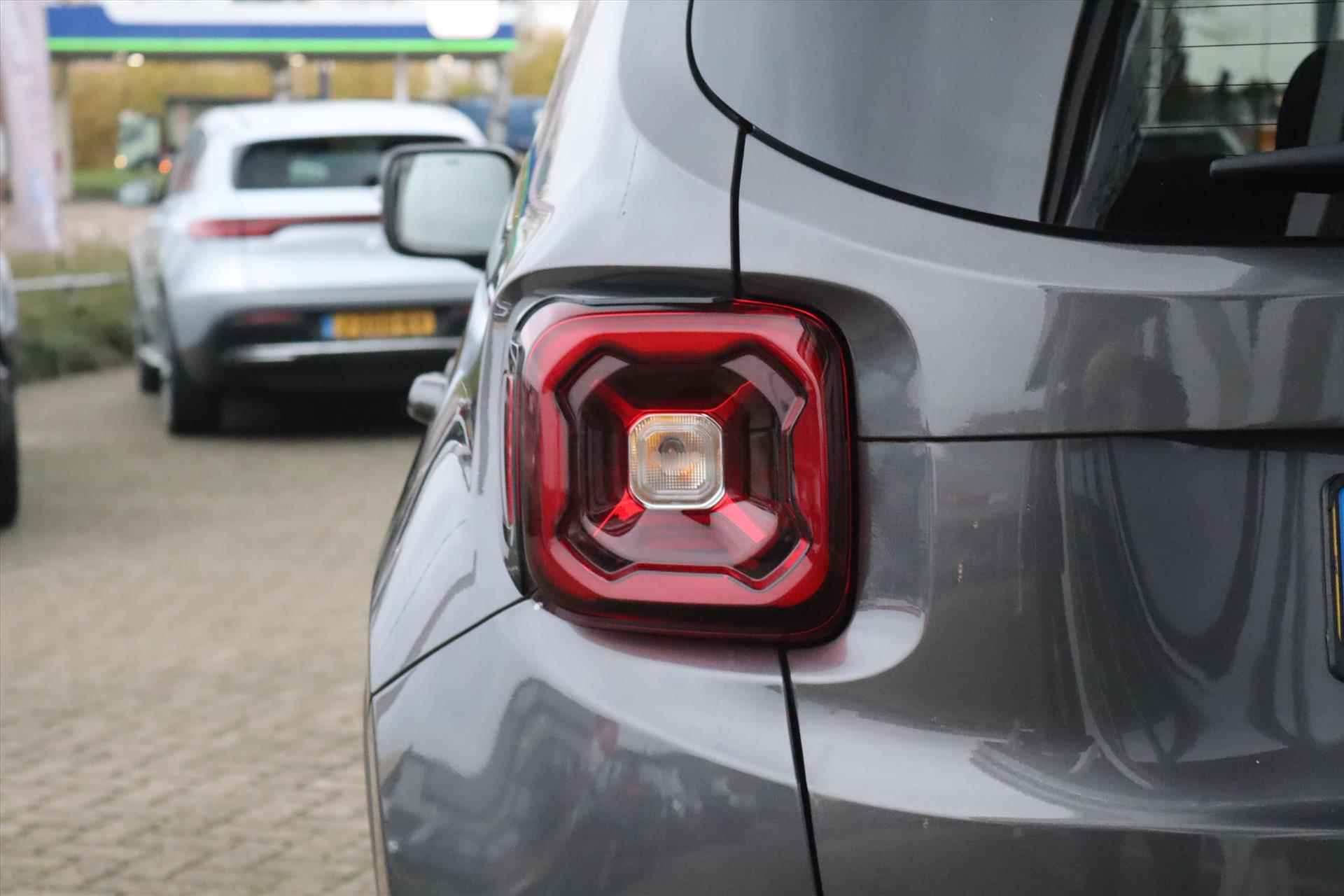 Jeep Renegade 1.3T 150PK AUTOMAAT FREEDOM Panodak | Navi | Adapt.Cruise | Trekhaak | Leer | Dodehoek | Keyless | Led | 19 Inch Lm | - 52/64