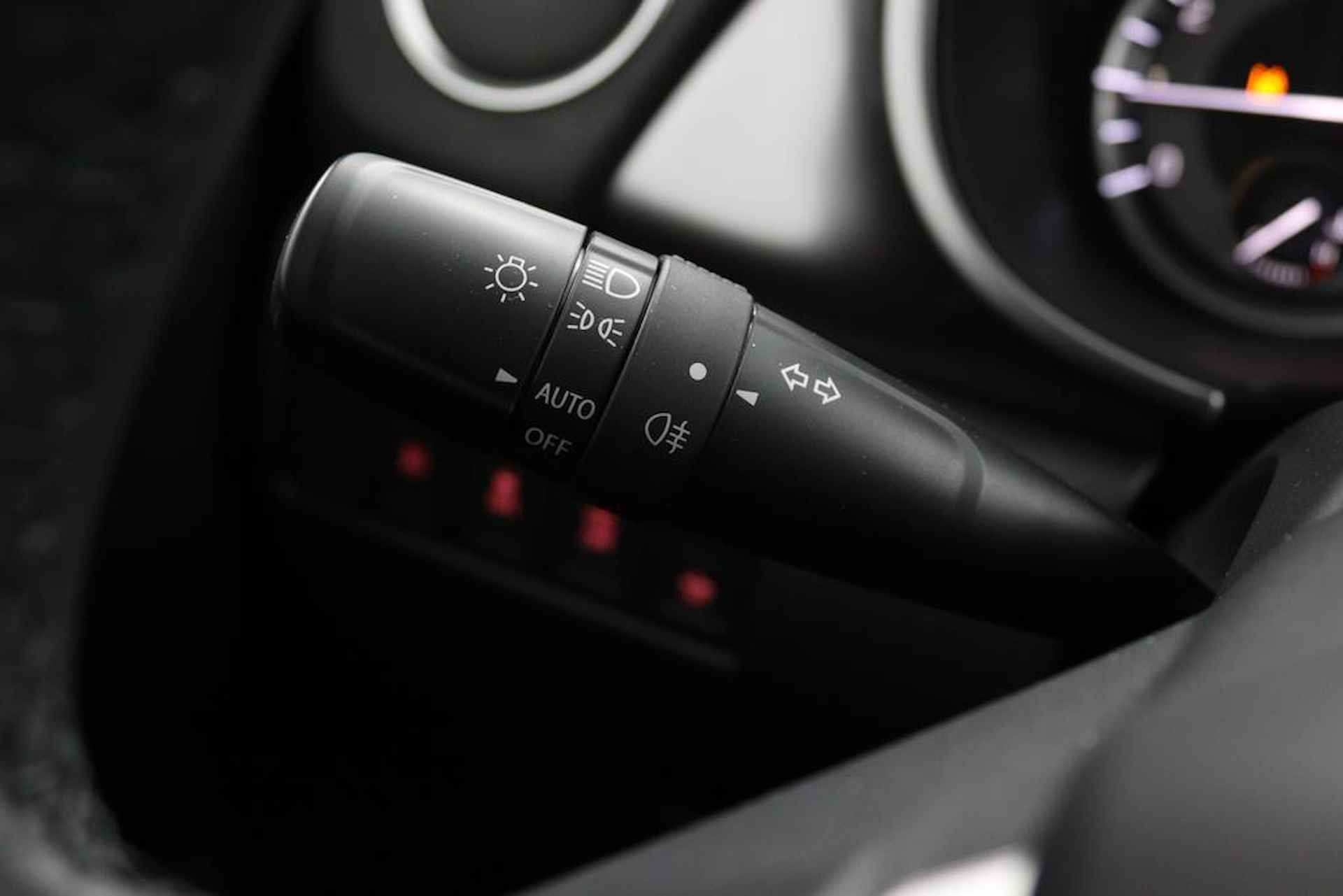 Suzuki Vitara 1.4 Boosterjet Select Smart Hybrid | Bi Tone | Navigatie | 6 jaar Garantie | Dodehoek Detectie | Stoelverwarming | - 28/43