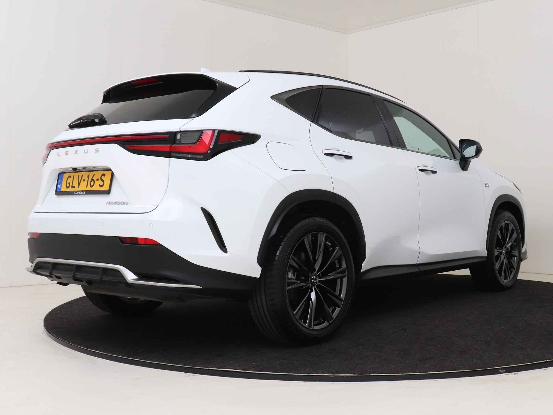 Lexus NX 450h+ AWD F Sport Line Limited | Sportstoelen | 20" LM Velgen | Memory Seat | 360 Camera | Head-up Display | Stoelverwarming-/Verkoeling | - 3/61