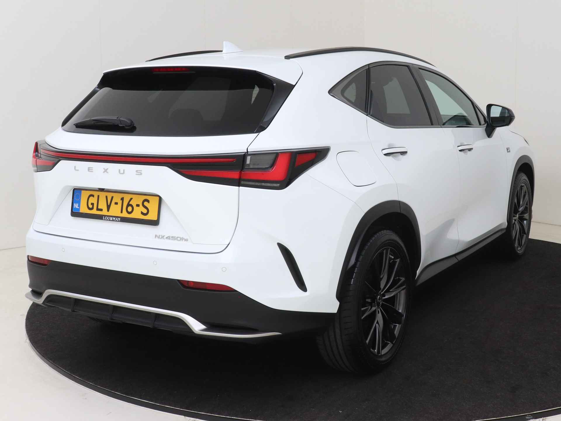 Lexus NX 450h+ AWD F Sport Line Limited | Sportstoelen | 20" LM Velgen | Memory Seat | 360 Camera | Head-up Display | Stoelverwarming-/Verkoeling | - 16/61