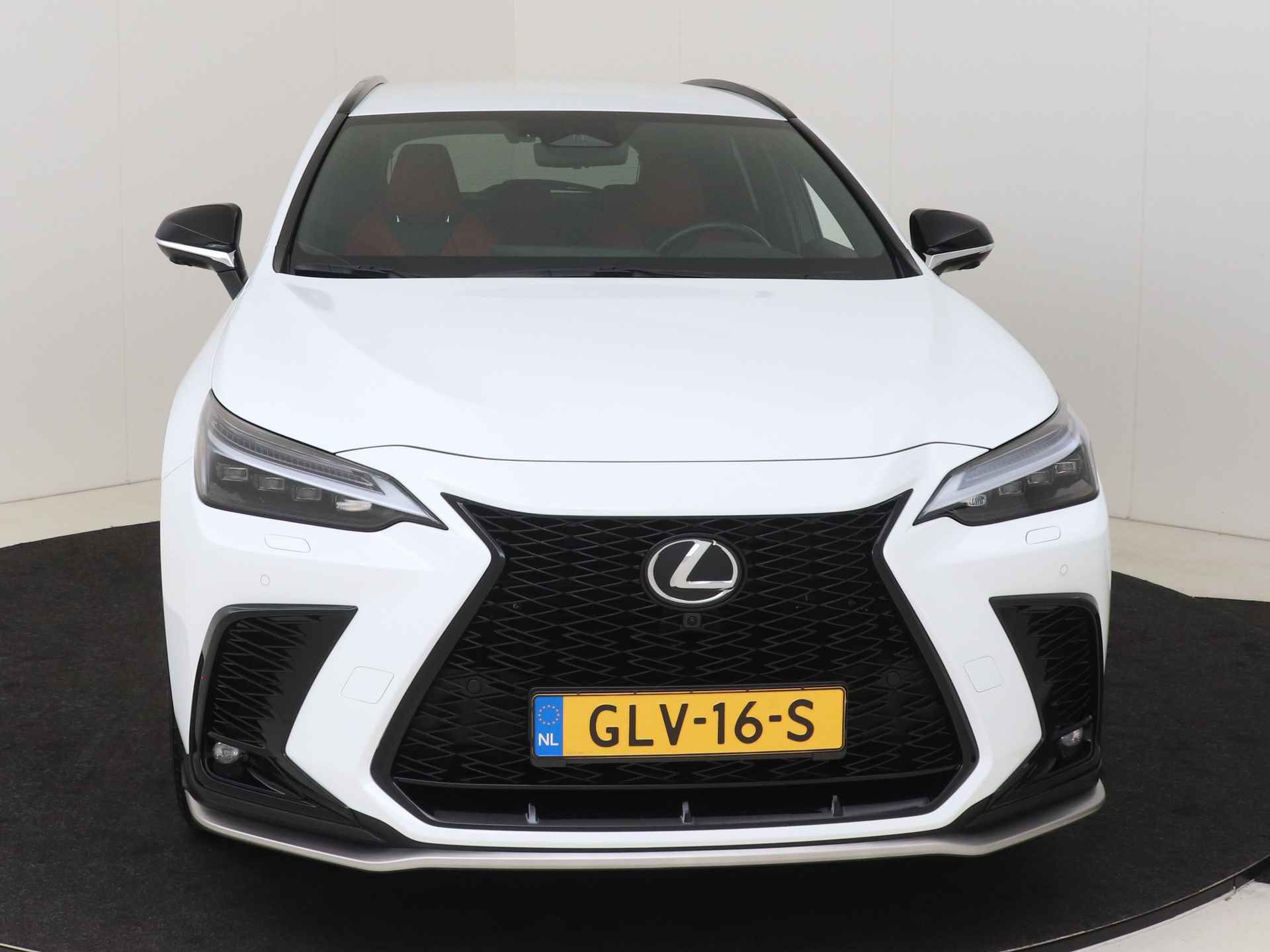 Lexus NX 450h+ AWD F Sport Line Limited | Sportstoelen | 20" LM Velgen | Memory Seat | 360 Camera | Head-up Display | Stoelverwarming-/Verkoeling | - 25/61