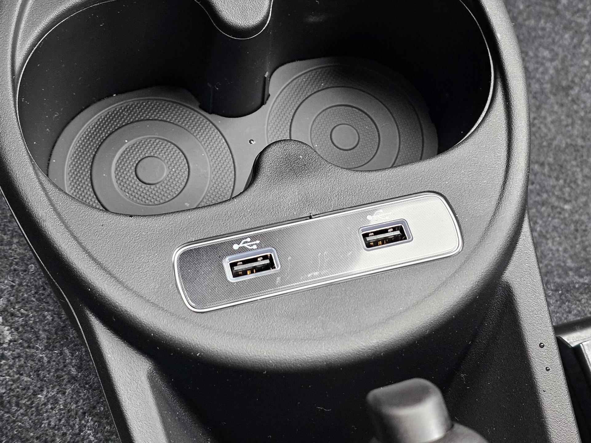 FIAT 500c 1.0 Hybrid 70pk Dolcevita Finale | Apple CarPlay / Android Auto | Cruise Control | Parkeersensoren | Uit voorraad leverbaar! - 22/40