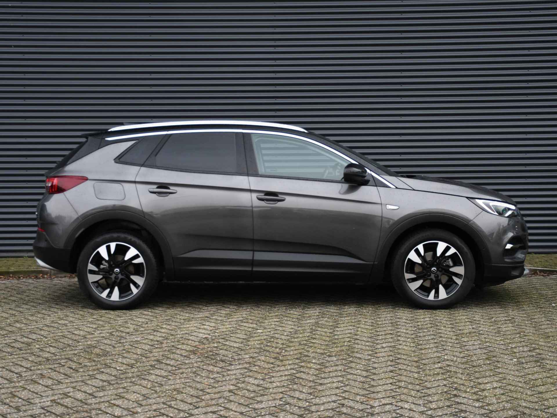 Opel Grandland X Innovation 1.2 Turbo 130pk Automaat CAMERA VOOR + ACHTER | STOELVERWARMING VOOR + ACHTER | LANE ASSIST | CRUISE - 3/34