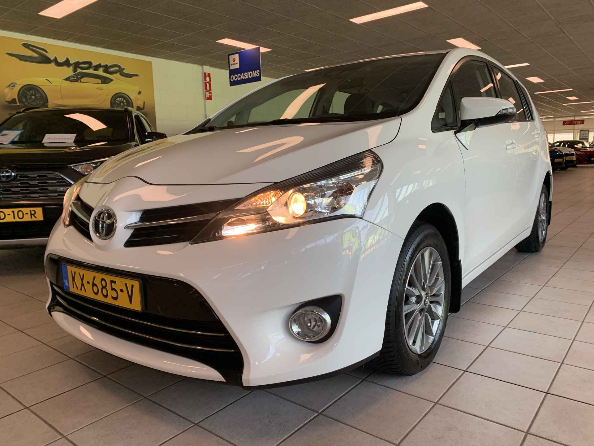 Toyota Verso 1.6 VVT-i Aspiration Trekgewicht 1300KG - 17/34