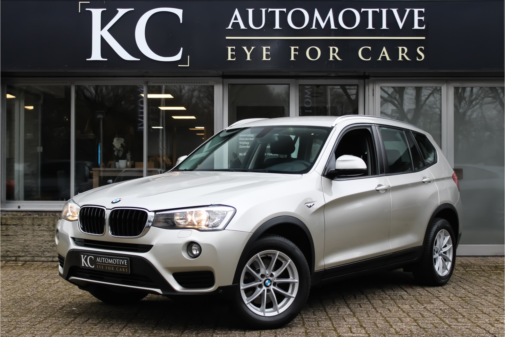 BMW X3 xDrive20i Centennial Ex. | Trekhaak |