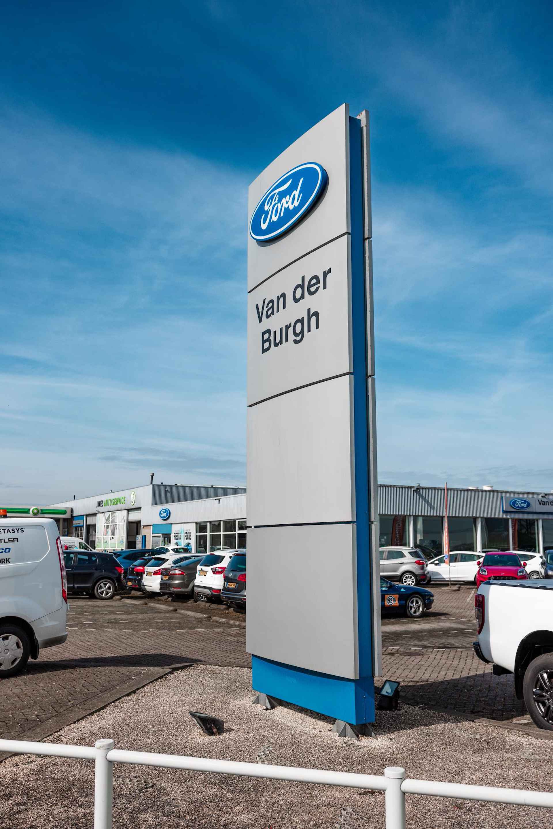 Ford Kuga ST-Line 2.5 Plug-in Hybrid - 42/44