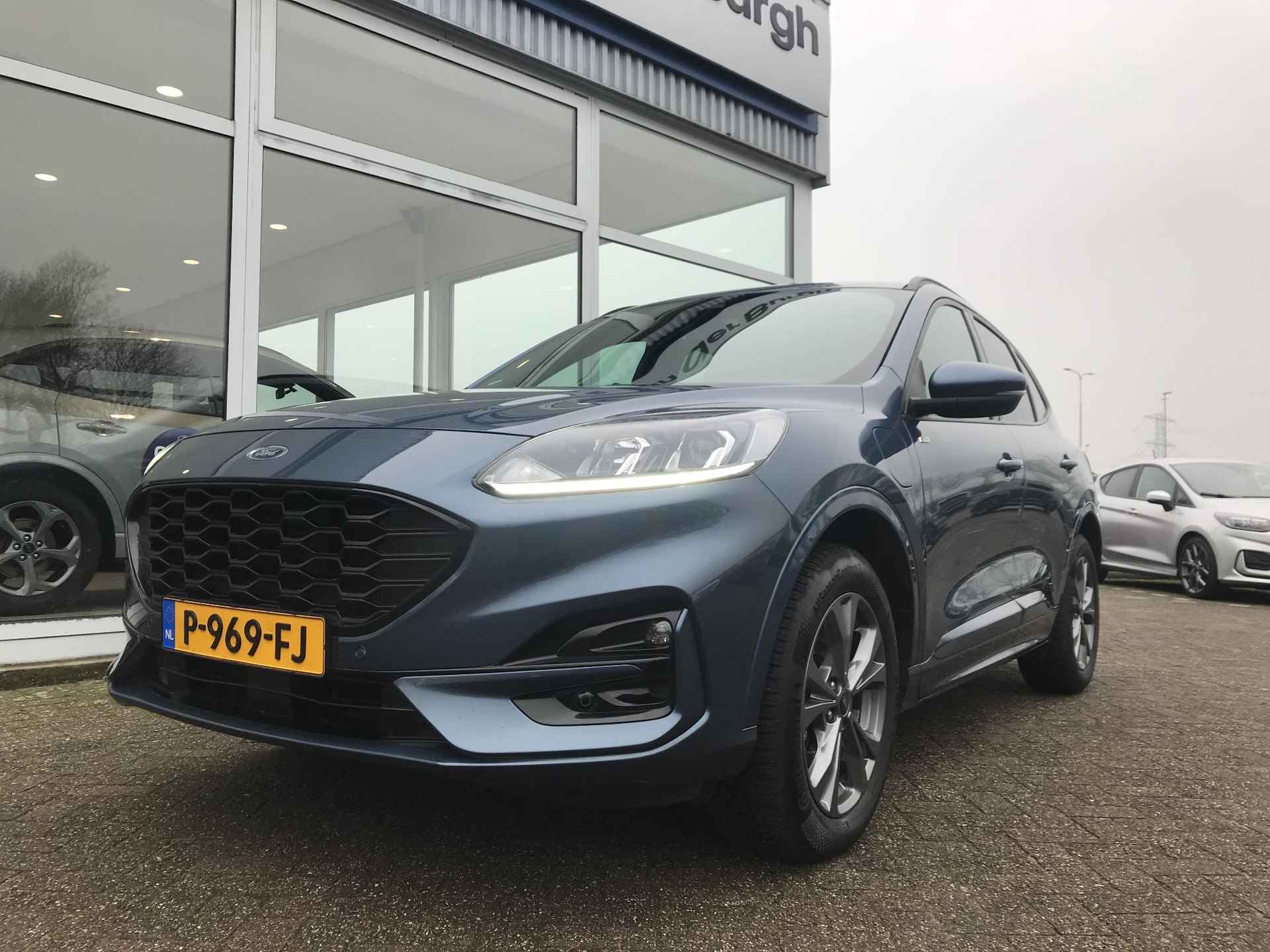 Ford Kuga ST-Line 2.5 Plug-in Hybrid - 25/44