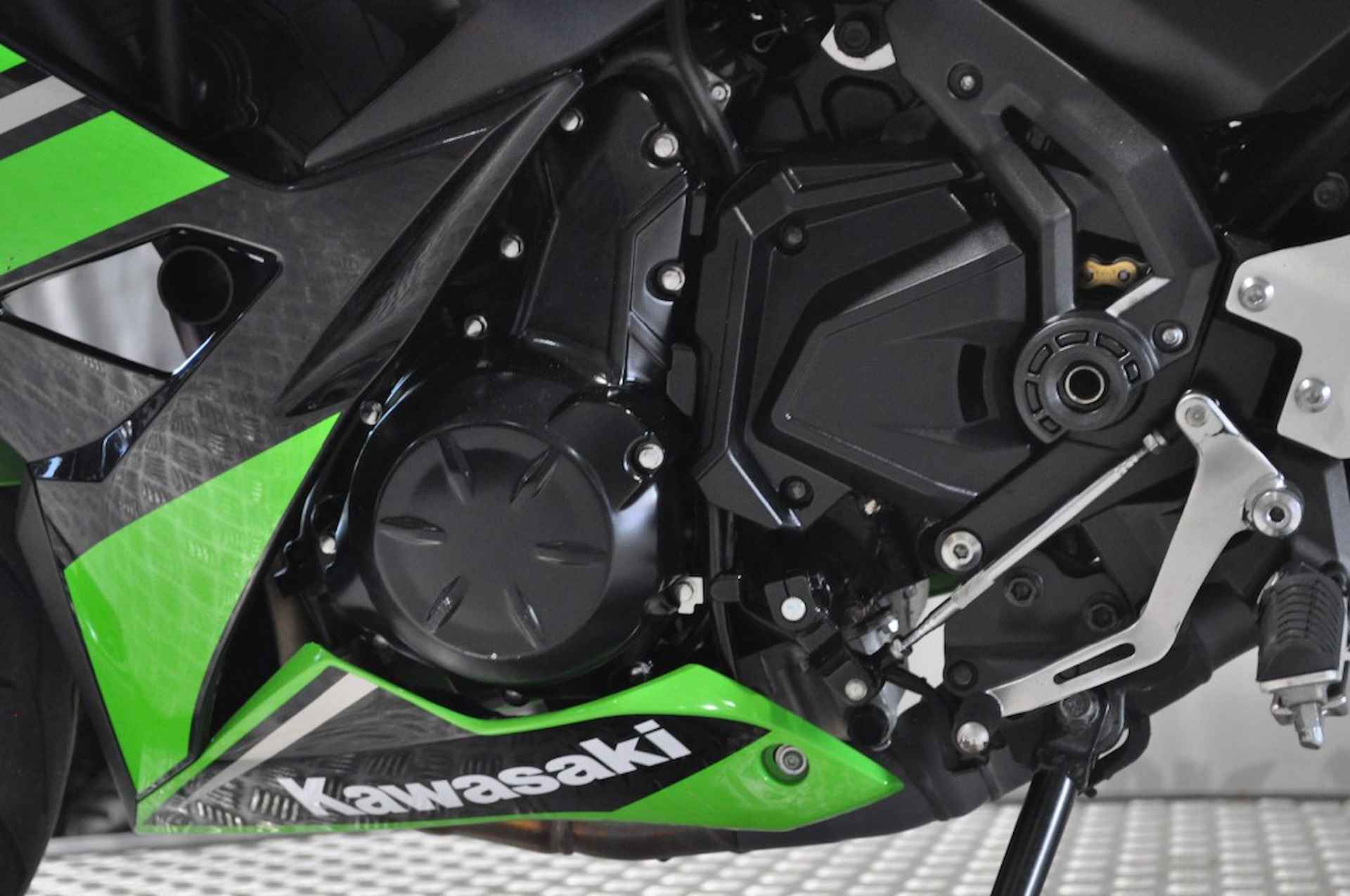 KAWASAKI Ninja 650   Abs A2 RIJBEWIJS   ( 35 KW ) - 8/22