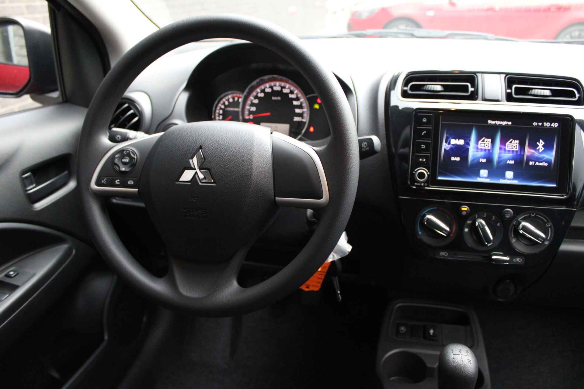 Mitsubishi Space Star 1.2 Connect+ Airco, Apple carplay/Android auto, Mistlampen, Radio/USB/DAB, Metallic lak, - 24/31