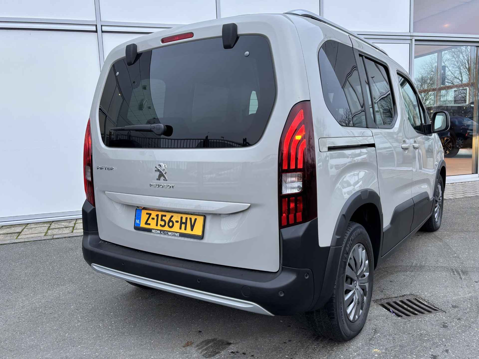 Peugeot Rifter 1.2 110PK Allure | Panoramadak | Navigatie | Camera | Adaptive cruise control | Carplay | PDC V+A - 7/31