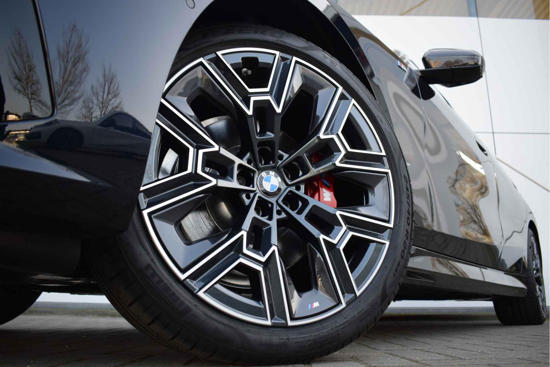 BMW 5 Serie 520i High Exexcutive M Sport Automaat / Panoramadak / Parking Assistant Professional / Adaptieve LED / Driving Assistant Professional / Stoelventilatie / Adaptief onderstel - 12/32