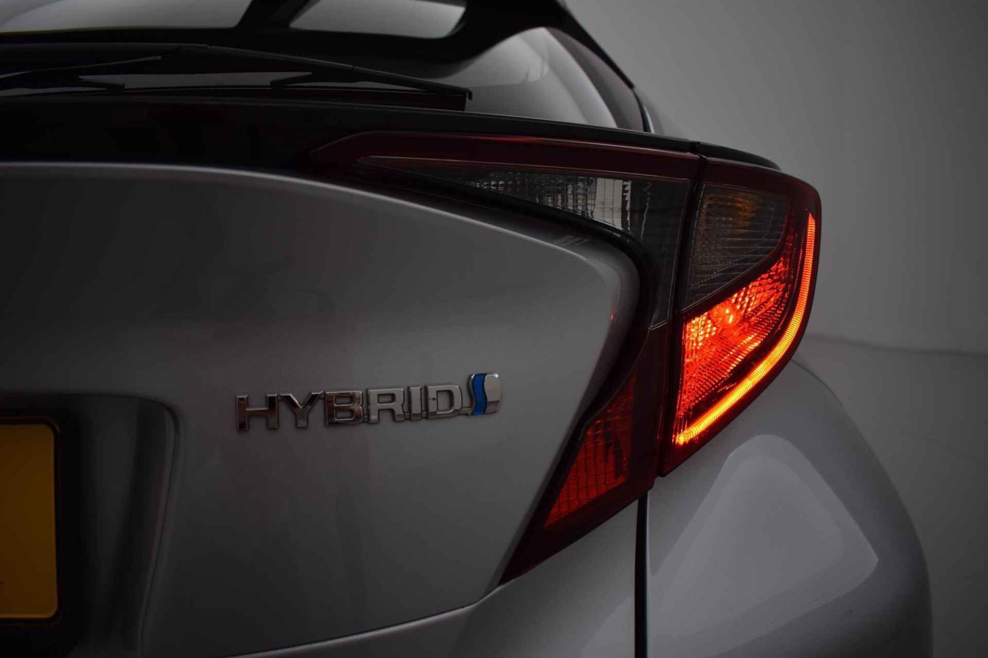 Toyota C-HR 1.8 Hybrid Dynamic Apple\Android Automaat - 5/34