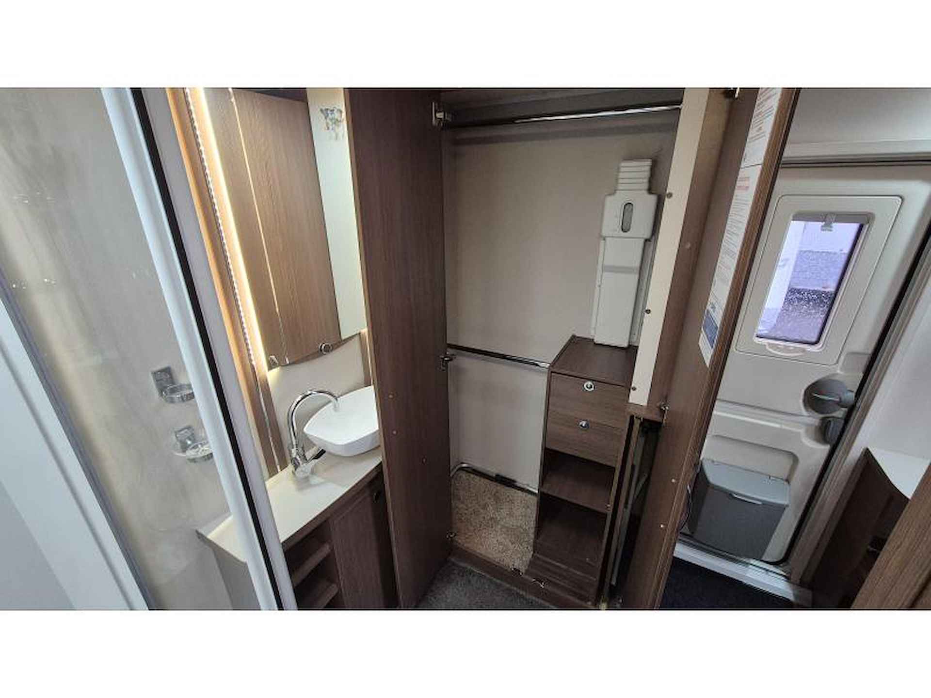 Elddis Affinity 482 - 15/16