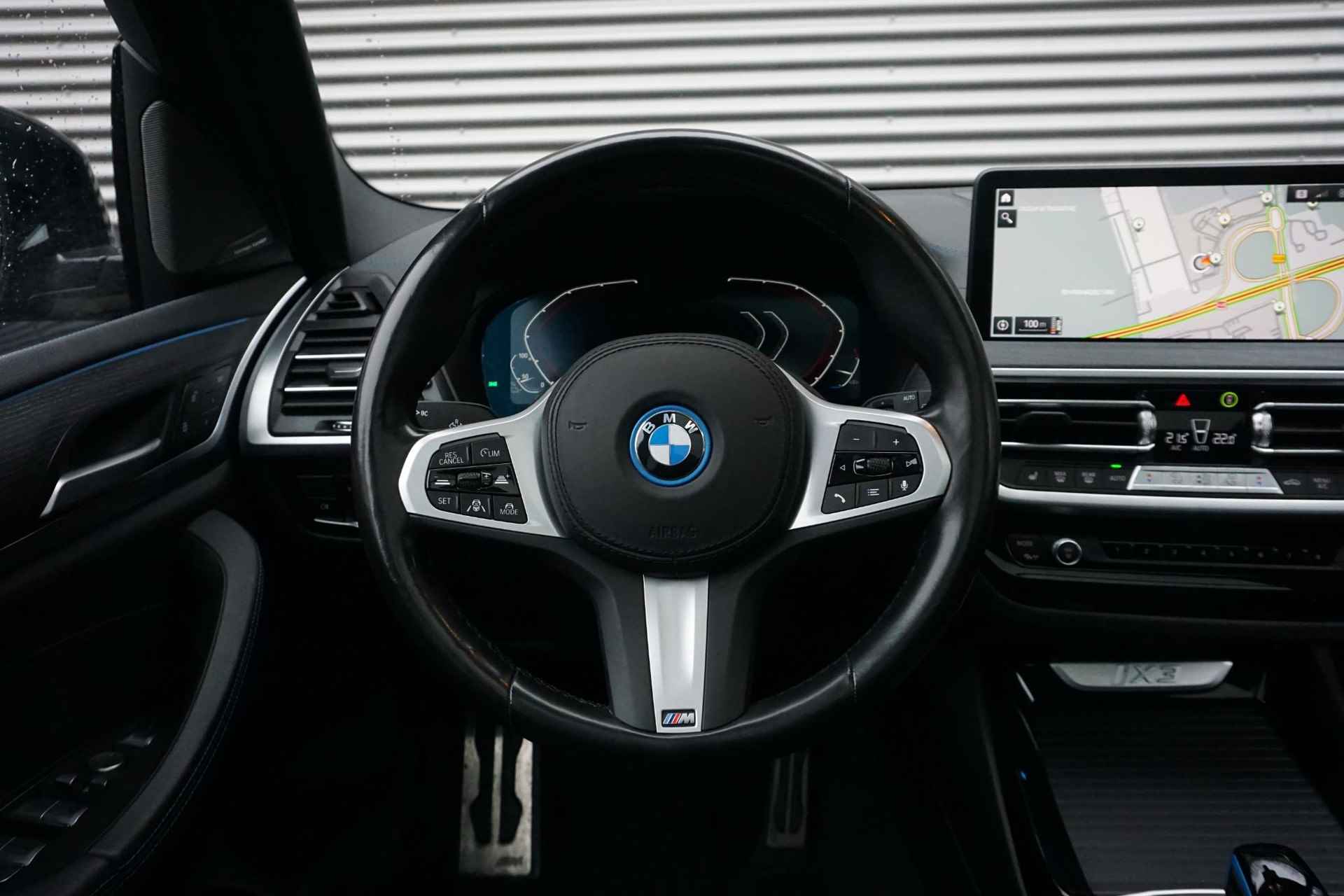 BMW iX3 High Executive l Leer l Panoramadak l Harman Kardon l 360 camera - 7/36