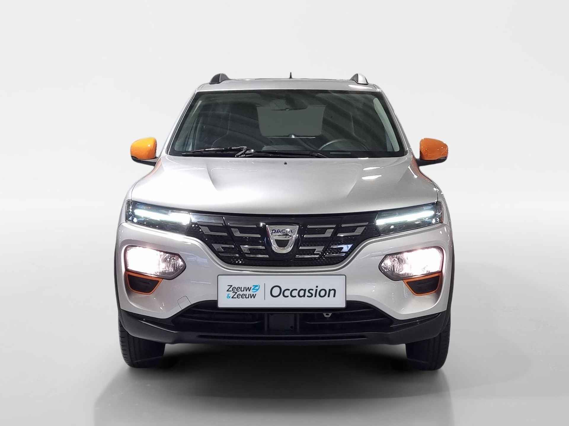 Dacia Spring Comfort Plus 27 kWh * Achteruit camera * Navi * Automaat * Cruise control * Leder * - 2/24