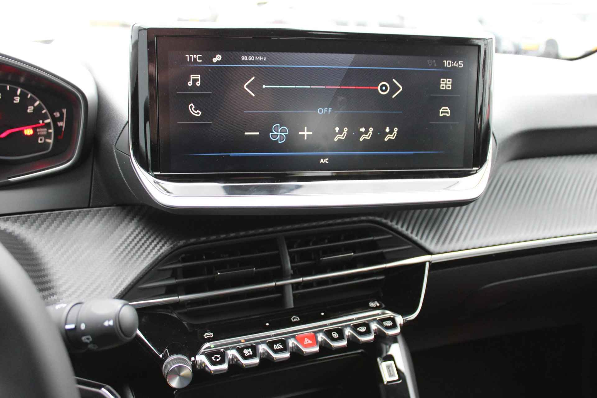 Peugeot 208 1.2 PureTech 75 Style I-connect Advanced Navigatie - 16/31