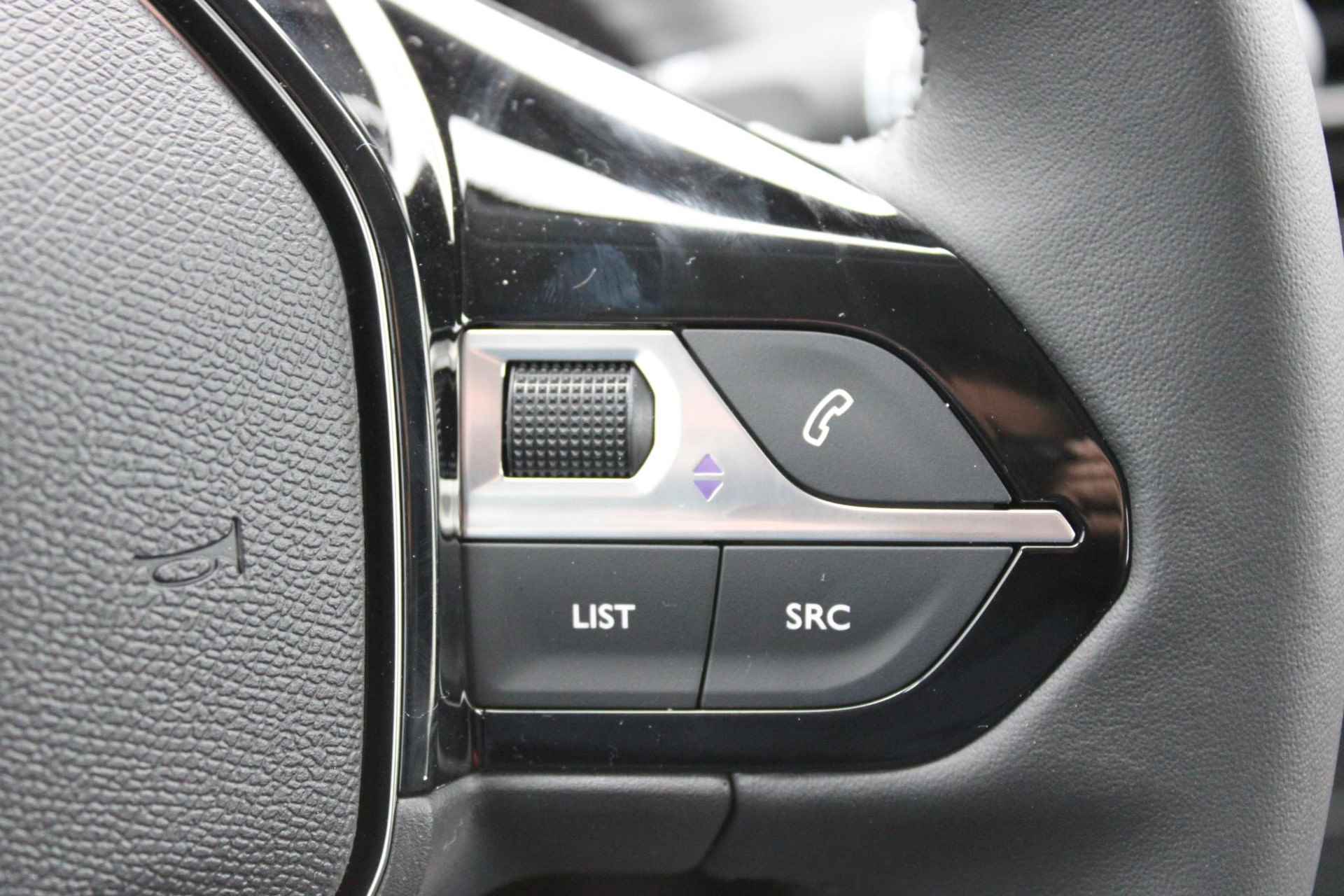 Peugeot 208 1.2 PureTech 75 Style I-connect Advanced Navigatie - 20/31