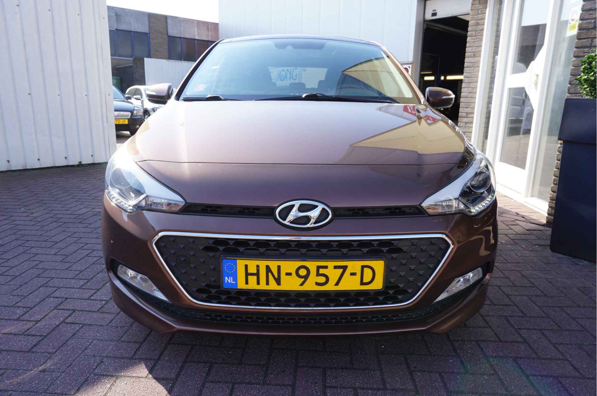 Hyundai i20 1.2 HP i-Motion Premium - 6/22