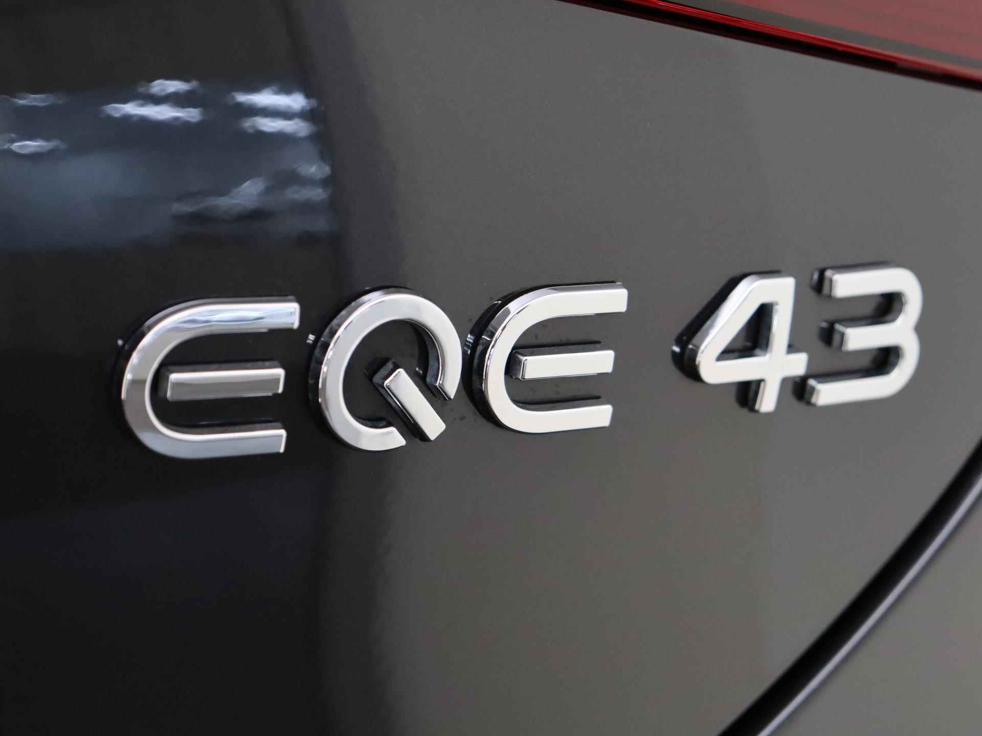 Mercedes-Benz EQE AMG 43 4MATIC 91 kWh Hyperscreen /Panoramadak / Night pakket/ Memory stoelen - 39/41