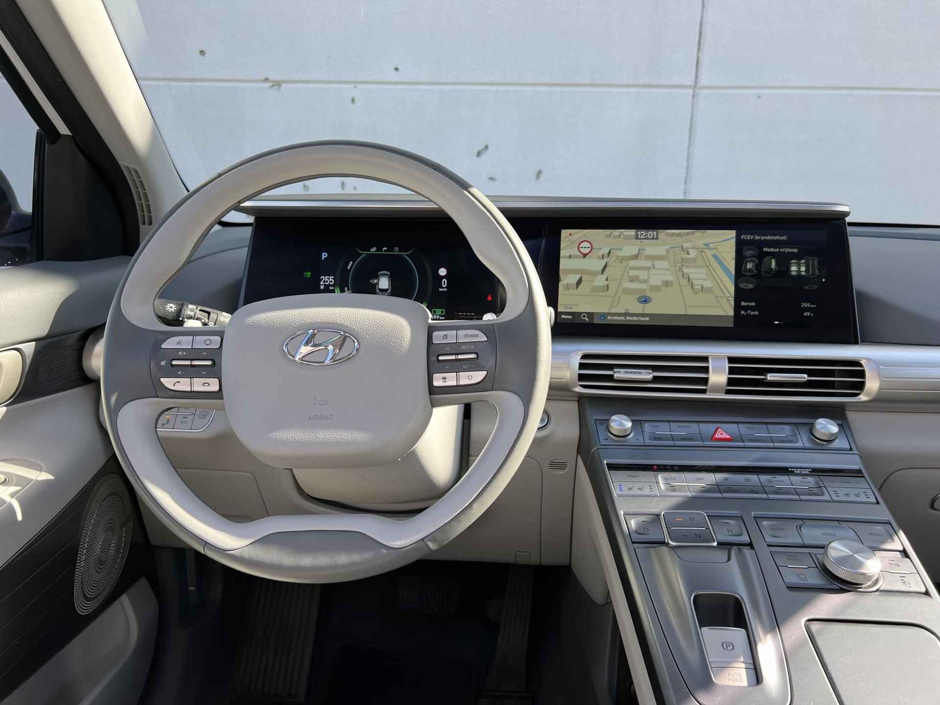 Hyundai NEXO FCEV Plus Pack / Dealer Onderhouden / Elektrisch Verkoel-, Verstel- & Verwarmbare Stoelen Voor / Schuif- & Kanteldak / 360 °C Camera / - 2/43