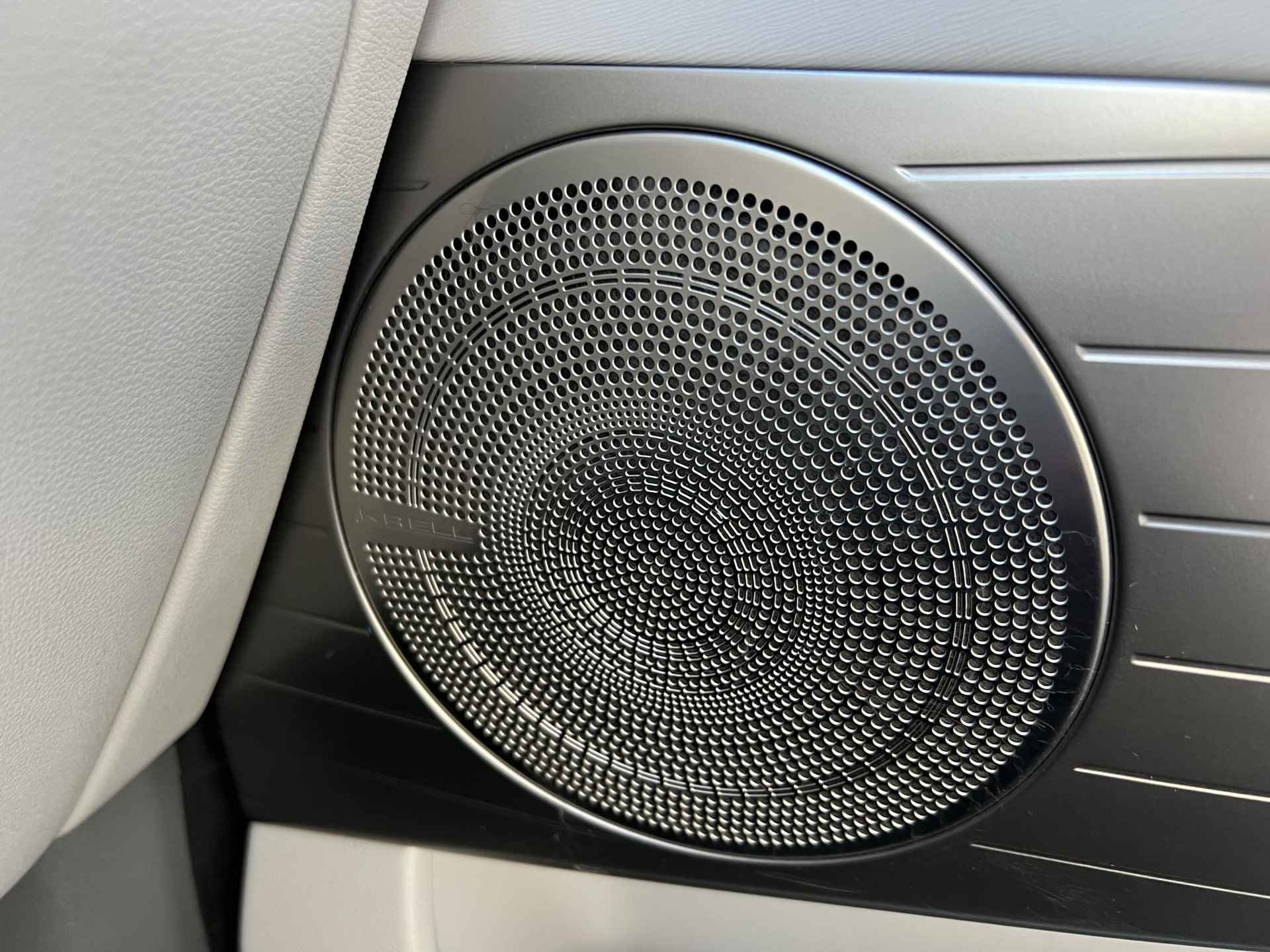 Hyundai NEXO FCEV Plus Pack / Dealer Onderhouden / Elektrisch Verkoel-, Verstel- & Verwarmbare Stoelen Voor / Schuif- & Kanteldak / 360 °C Camera / - 38/43