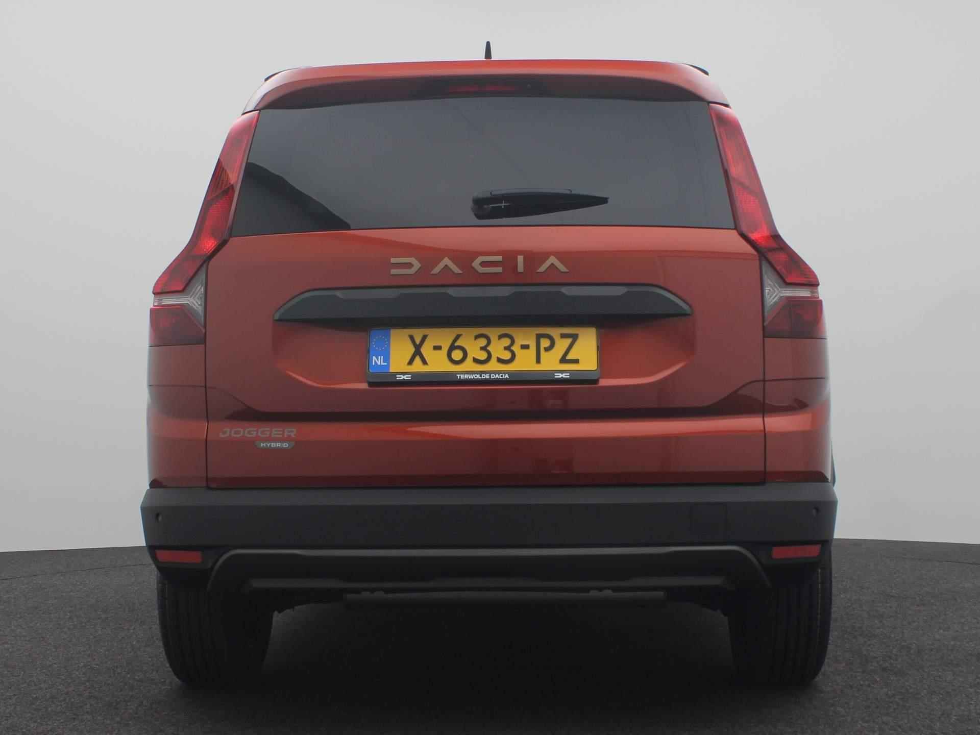 Dacia Jogger 1.6 Hybrid 140 Extreme 7p. | Automaat | Parkeersensoren | Achteruitrij camera | Apple Carplay / Android Auto | Trekhaak - 4/41