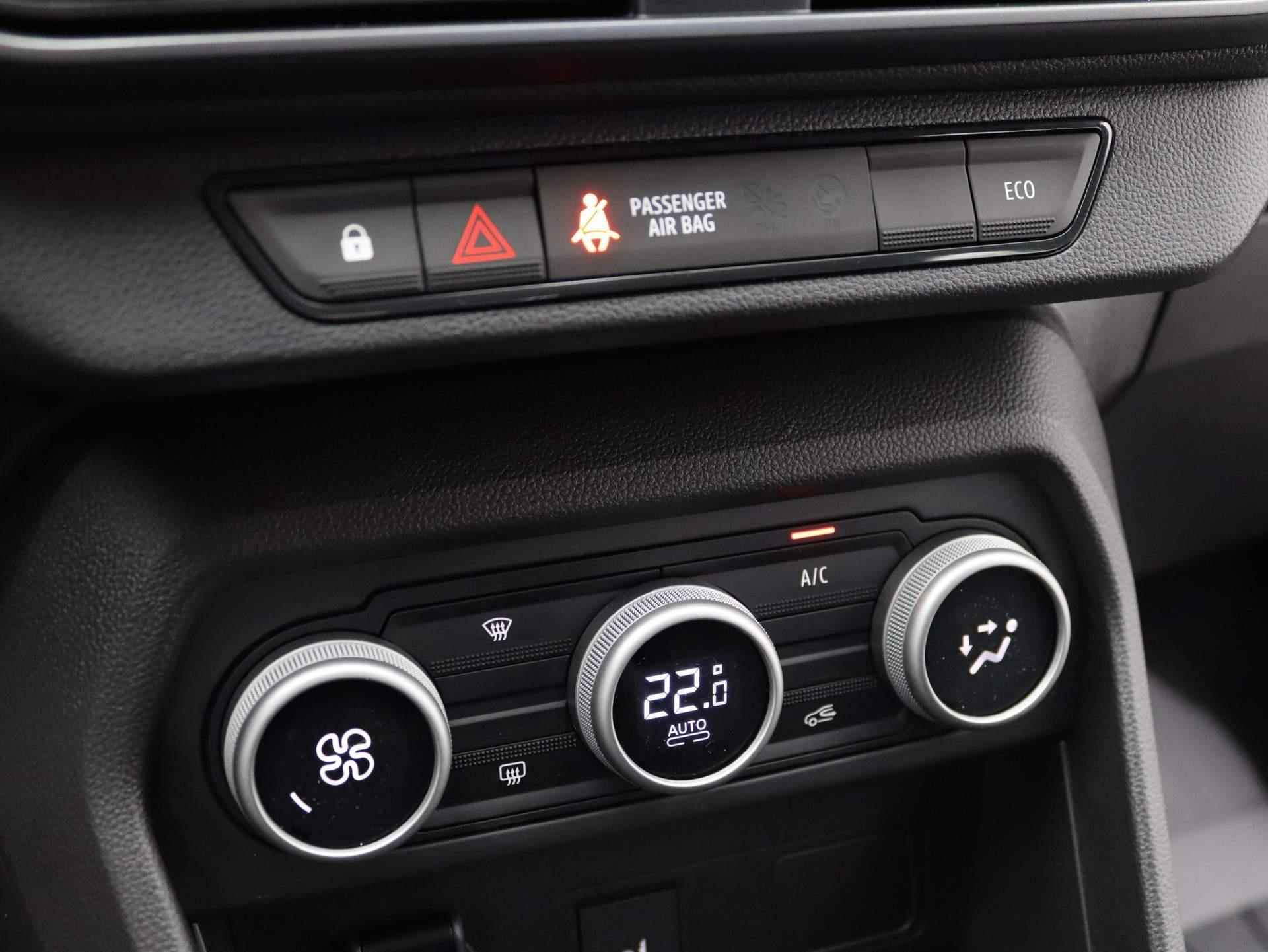 Dacia Jogger 1.6 Hybrid 140 Extreme 7p. | Automaat | Parkeersensoren | Achteruitrij camera | Apple Carplay / Android Auto | Trekhaak - 12/41
